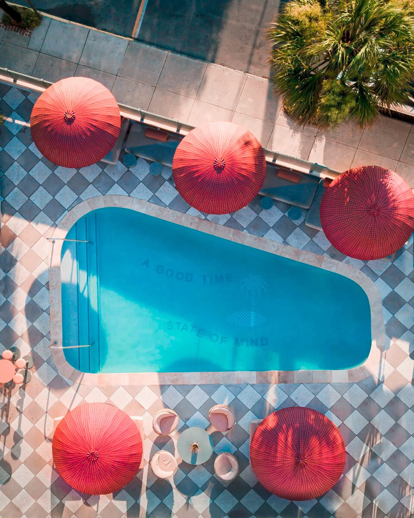 The Ryder Hotel OUTDOOR_POOL