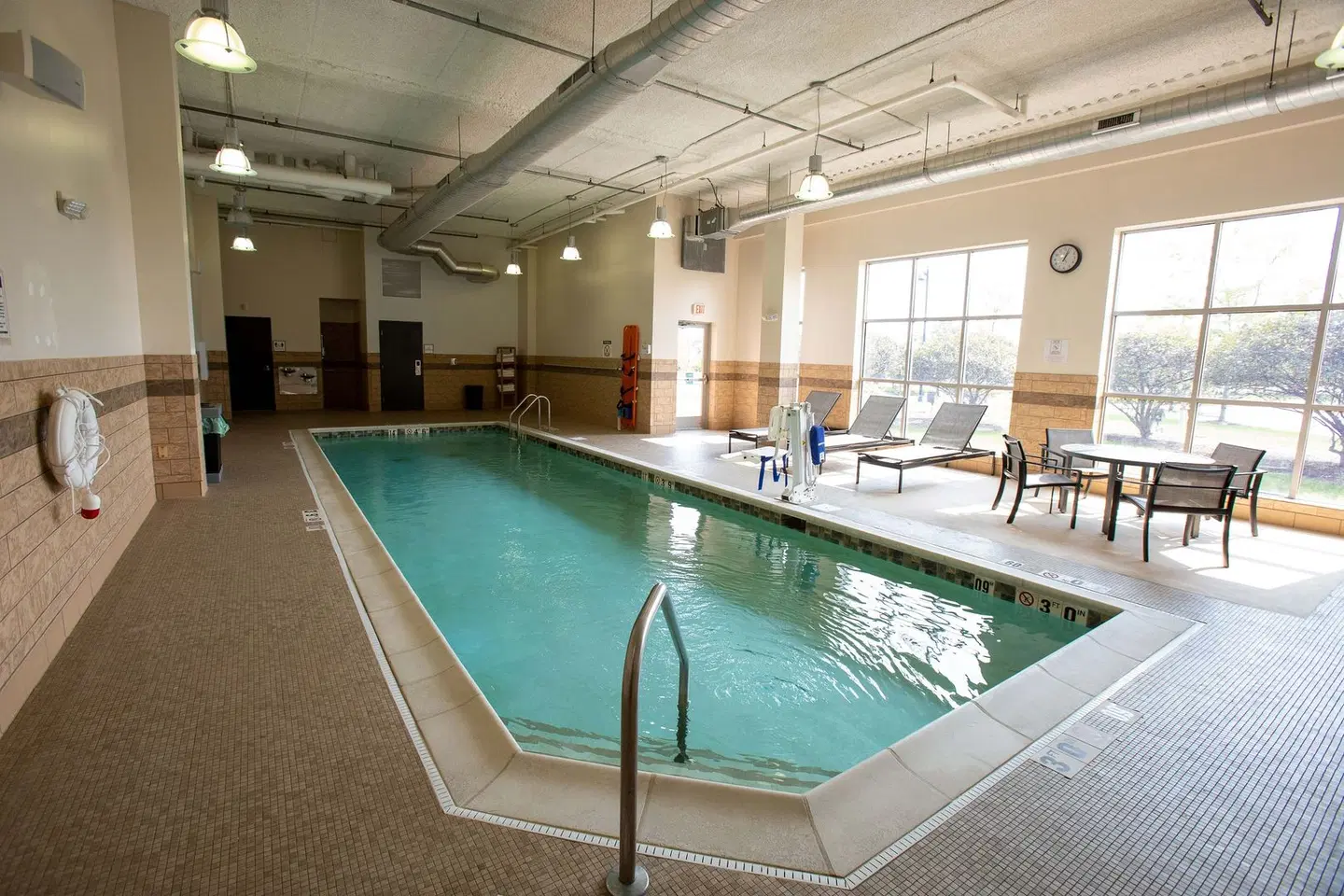 Sheraton Chicago Northbrook Hallenbad