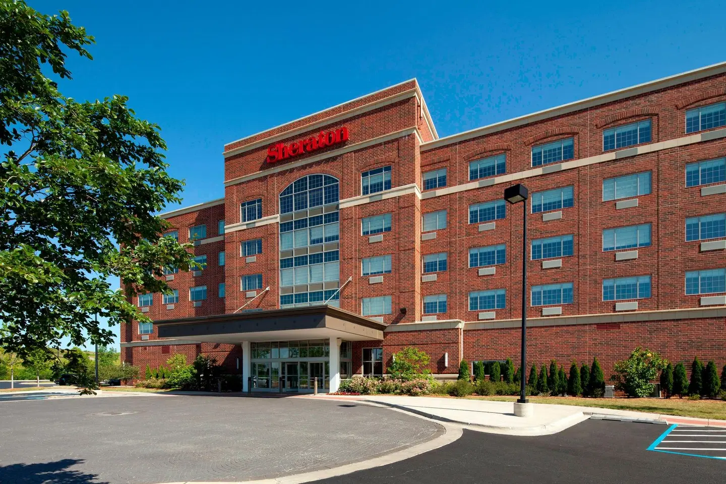 Sheraton Chicago Northbrook EXTERIOR