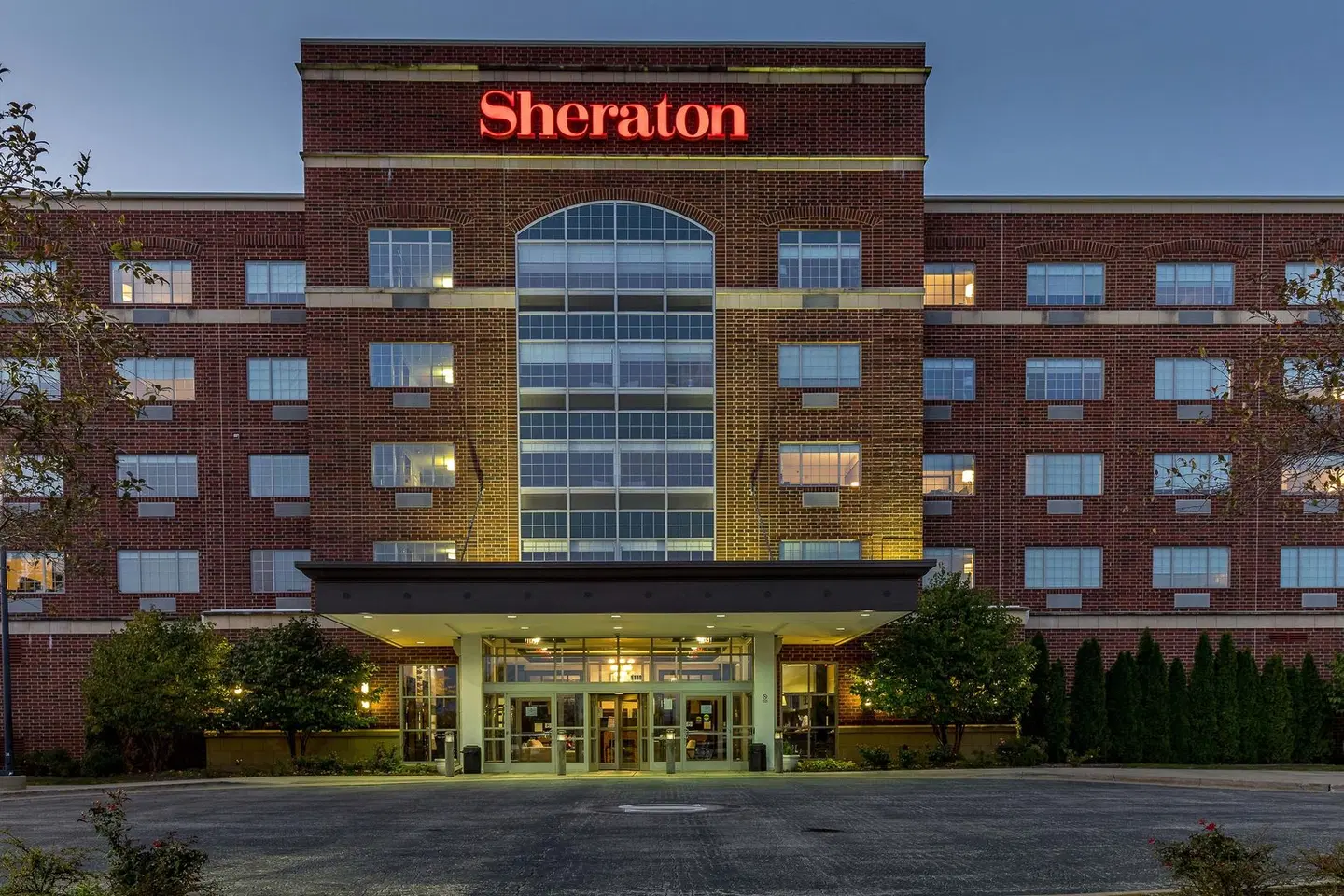 Sheraton Chicago Northbrook EXTERIOR