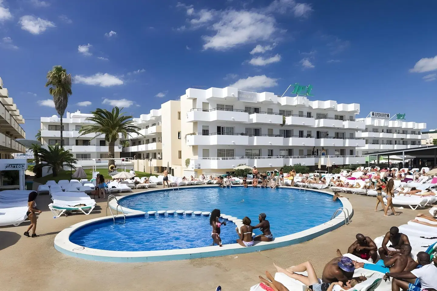 Ibiza Jet OUTDOOR_POOL