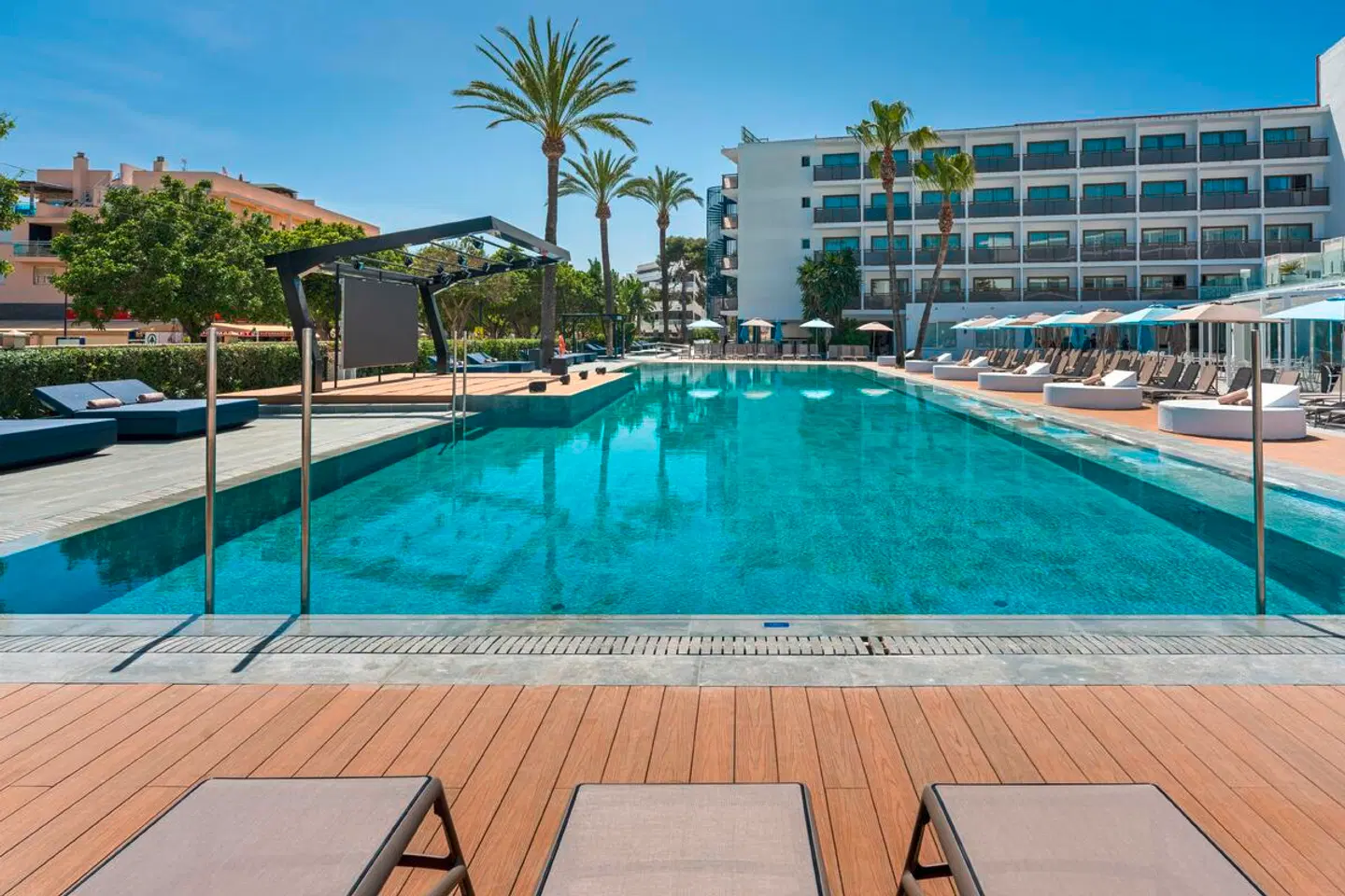 Vibra Mare Nostrum OUTDOOR_POOL