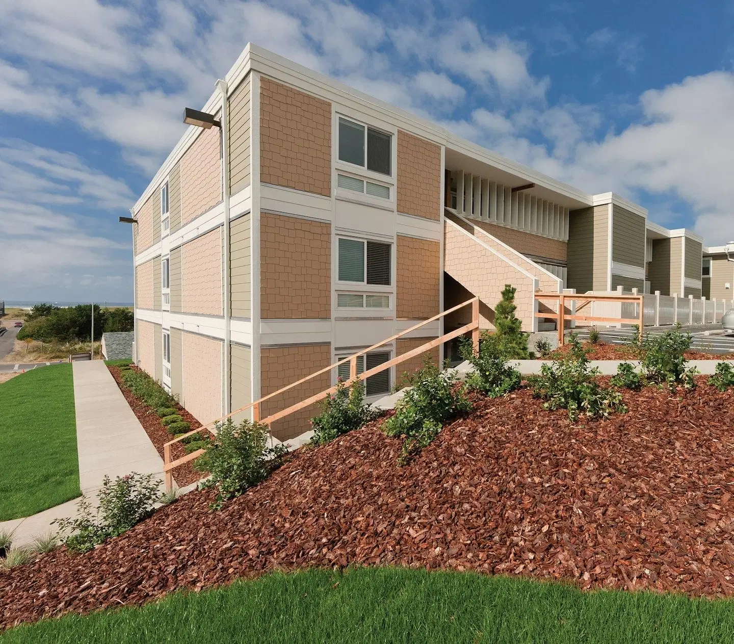 WorldMark Surfside Inn EXTERIOR