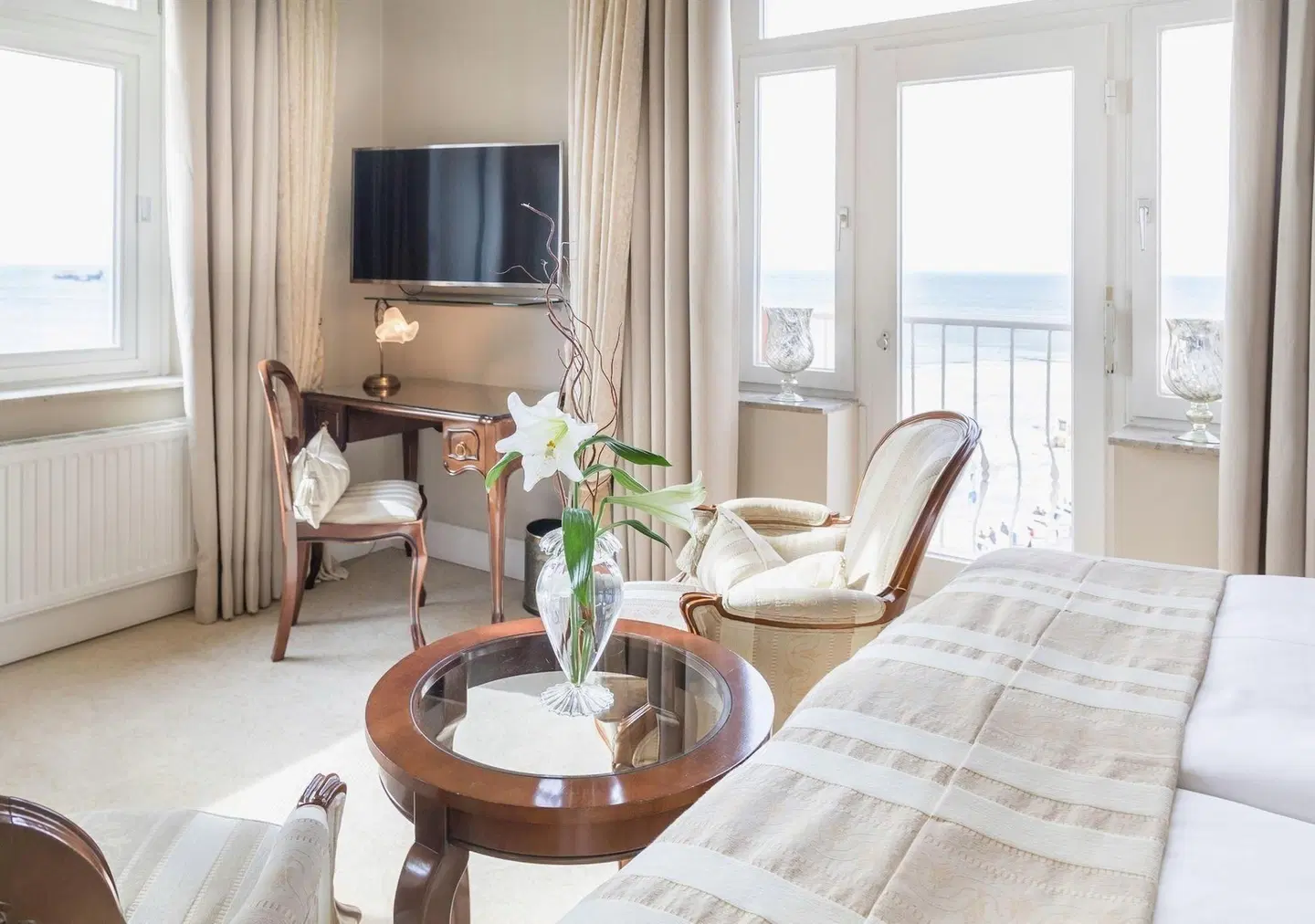 Miramar ROOM_EXAMPLE