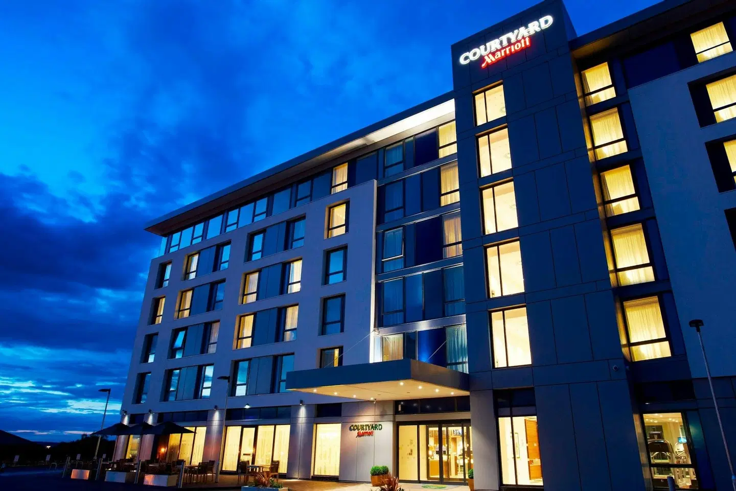 Courtyard by Marriott Aberdeen Airport EXTERIOR
