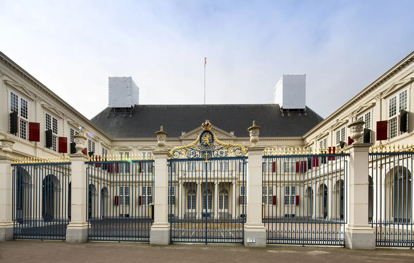 Holiday Inn Express The Hague - Parliament EXTERIOR