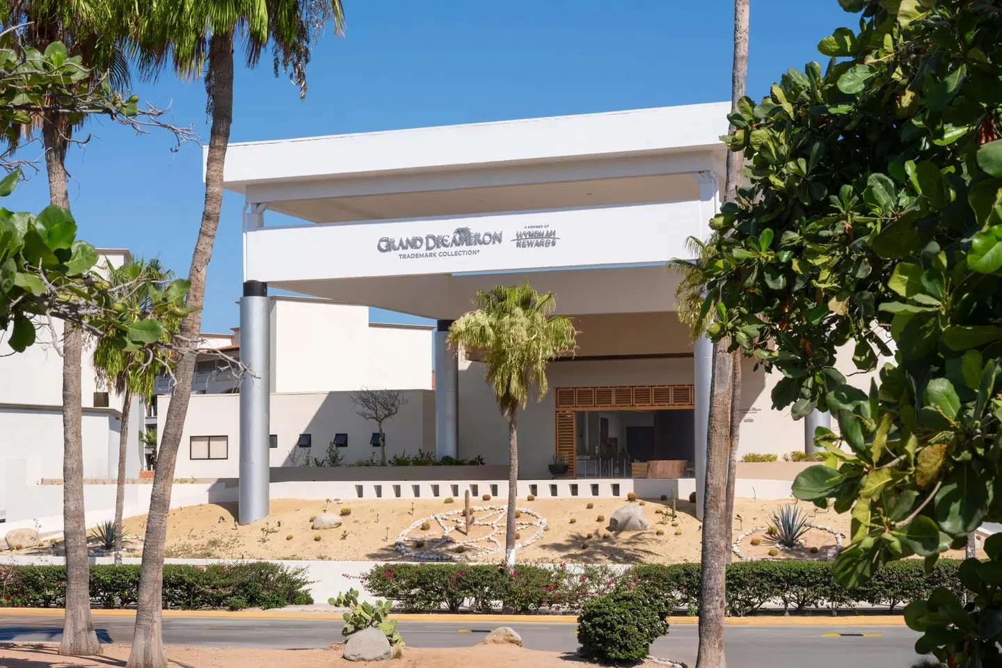 Grand Decameron Los Cabos EXTERIOR