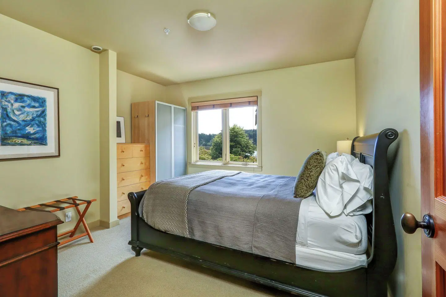 The Eagle Harbor Inn ROOM_EXAMPLE