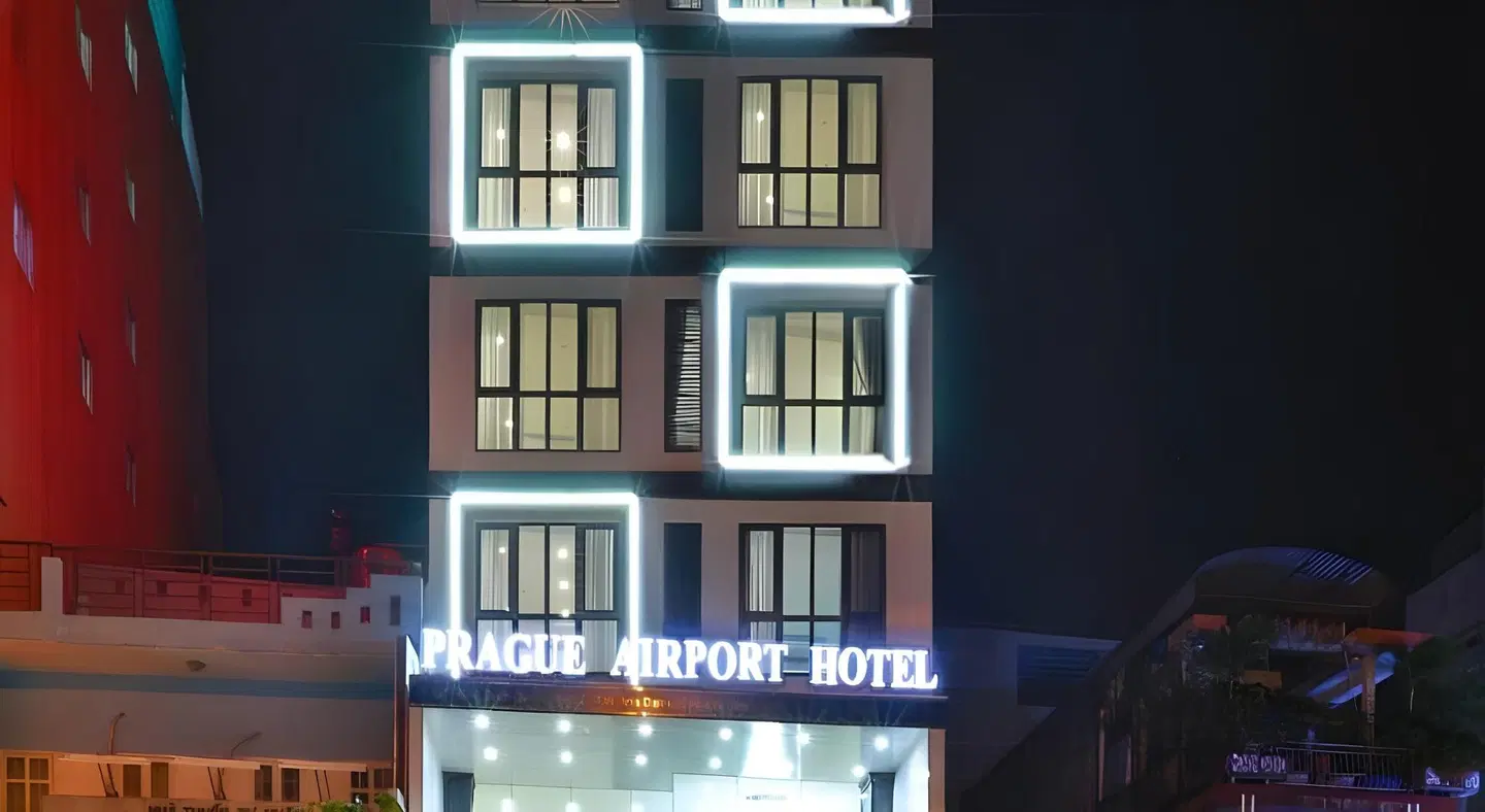Prague Airport Hotel Hallenbad