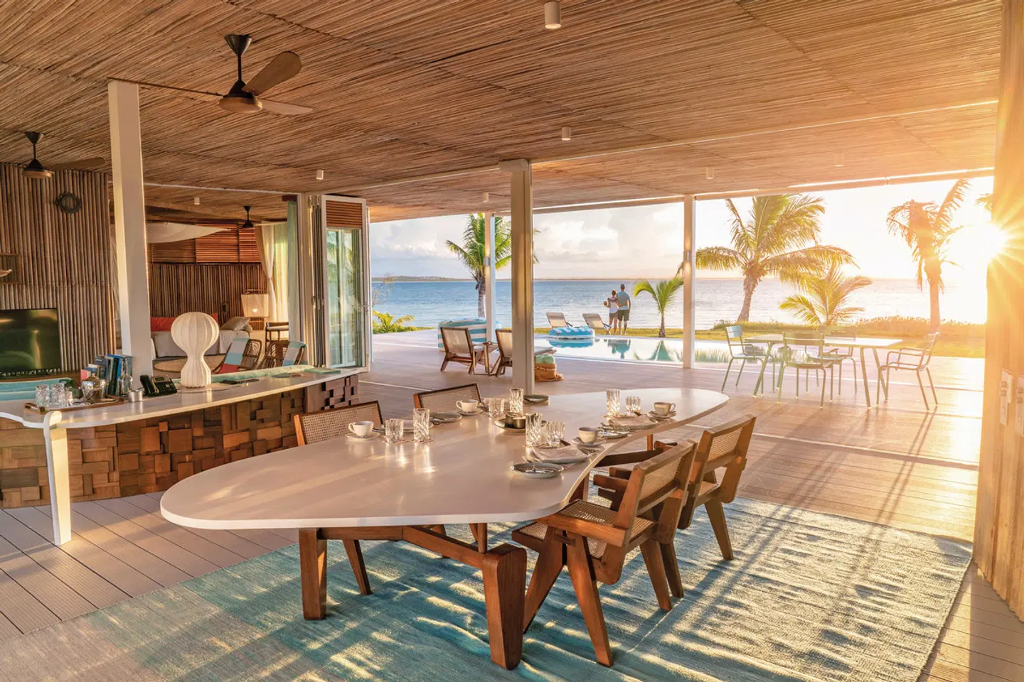Miavana Restaurant