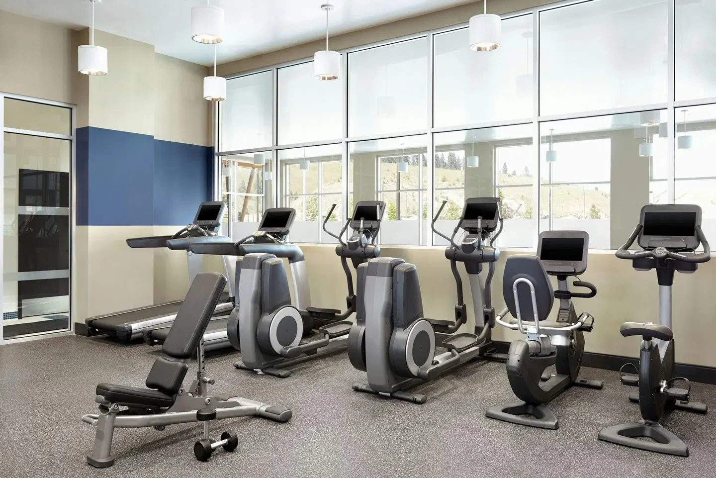 Four Points by Sheraton Kelowna Airport SPORTS_AND_LEISURE