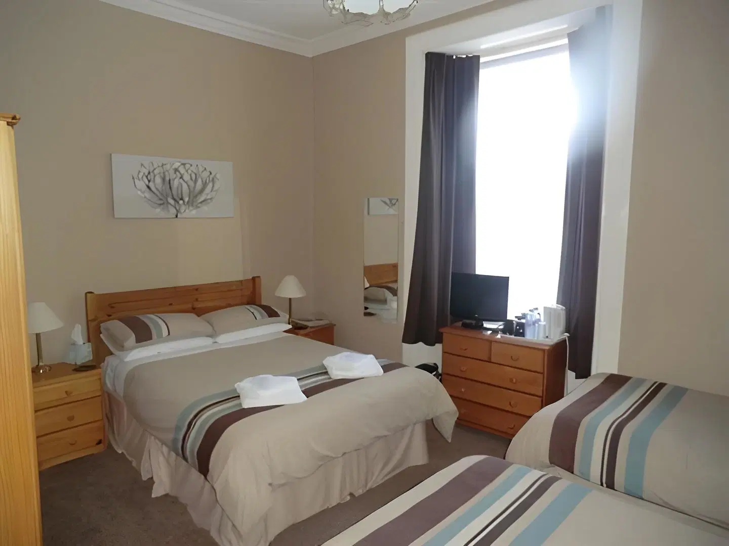 Heidl Guest House ROOM_EXAMPLE