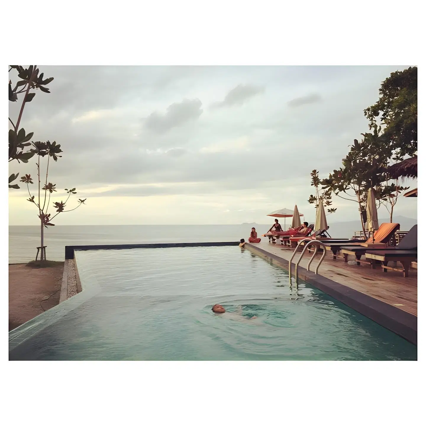 Escape Beach Resort OUTDOOR_POOL