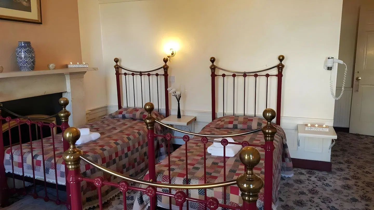 Caravel Guest House ROOM_EXAMPLE