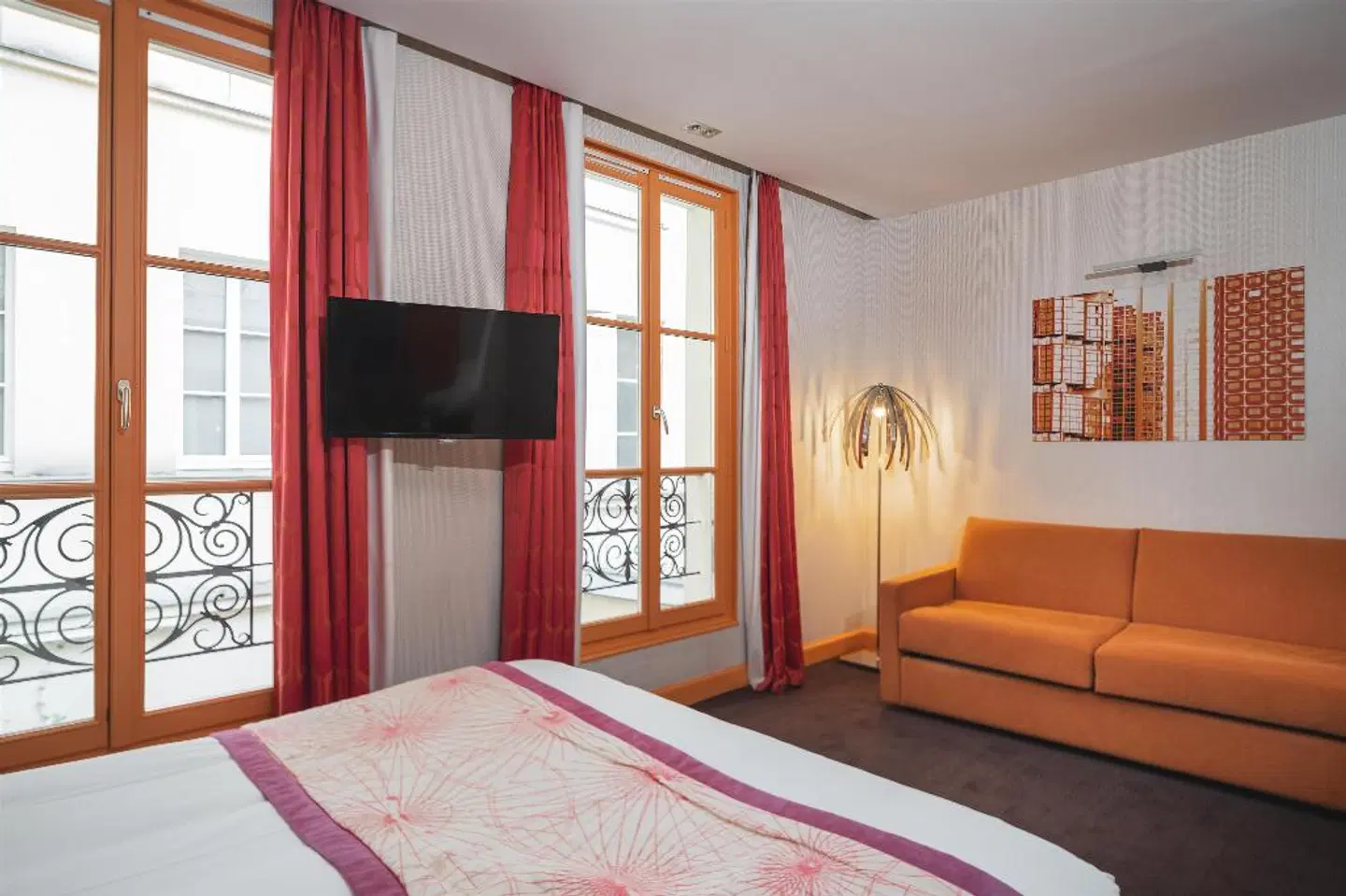 Le Petit Paris ROOM_EXAMPLE