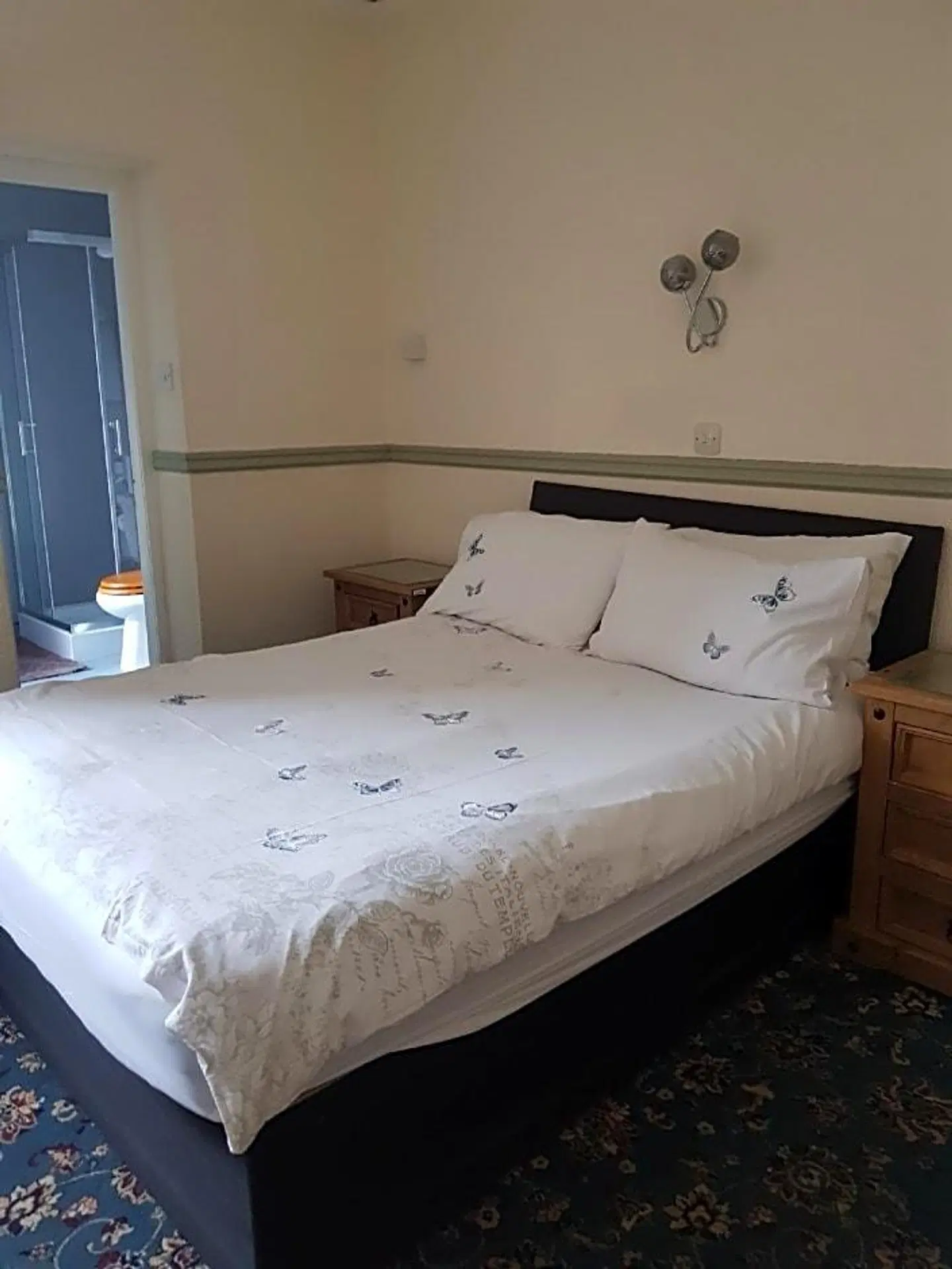 Cedar Villa Guest House - B&B ROOM_EXAMPLE
