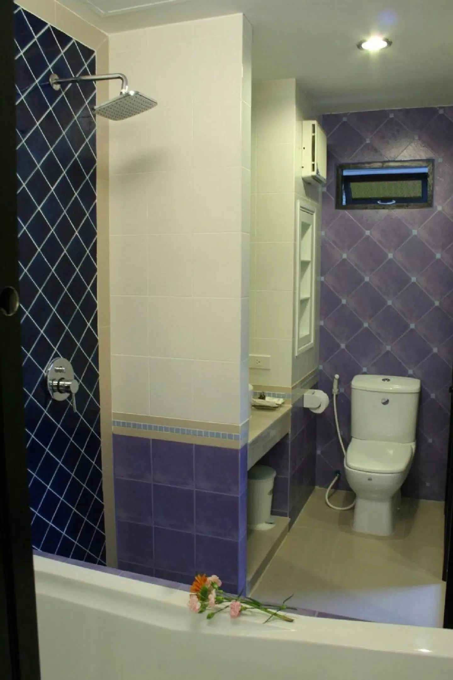 Lamoon Lamai Residence Badezimmer
