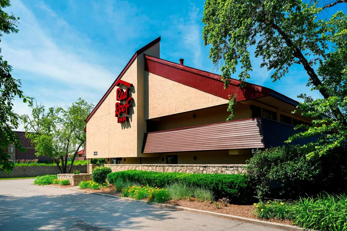 Red Roof Inn Rockford EXTERIOR