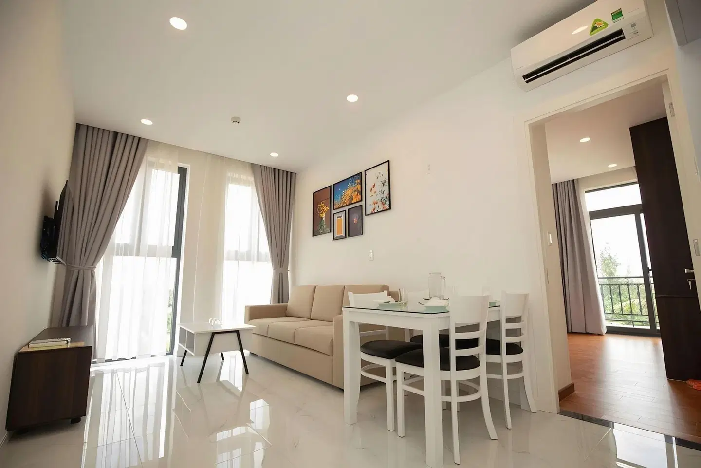 Melow Riverview Apartment ROOM_EXAMPLE
