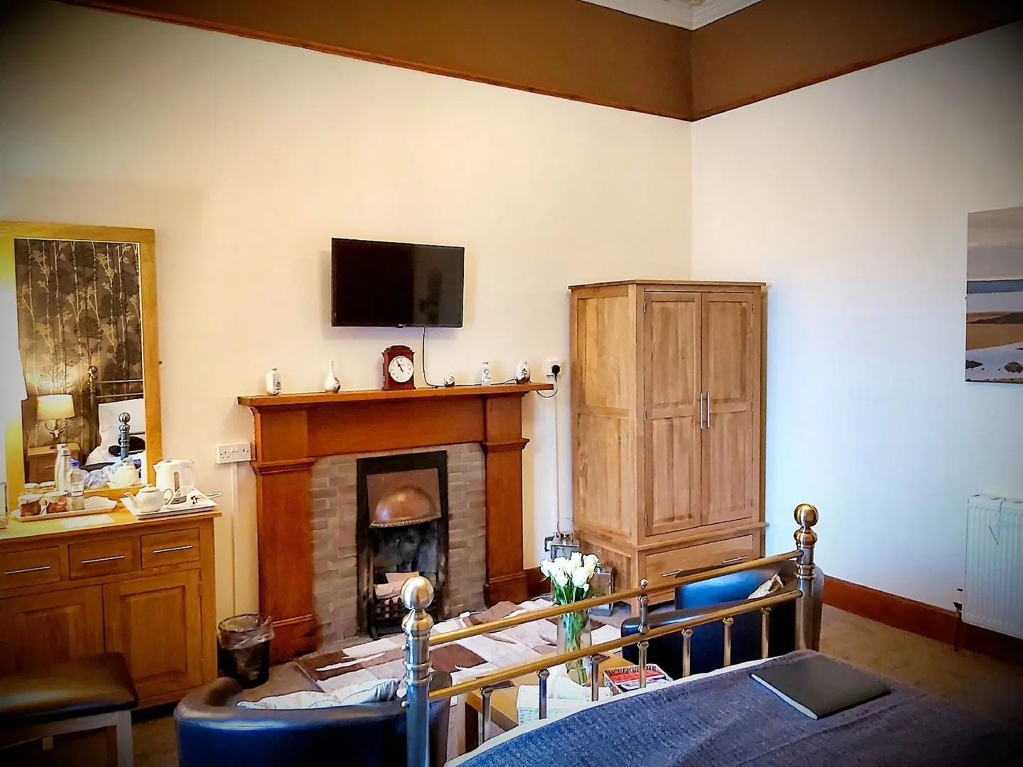 Gowanlea Heights ROOM_EXAMPLE