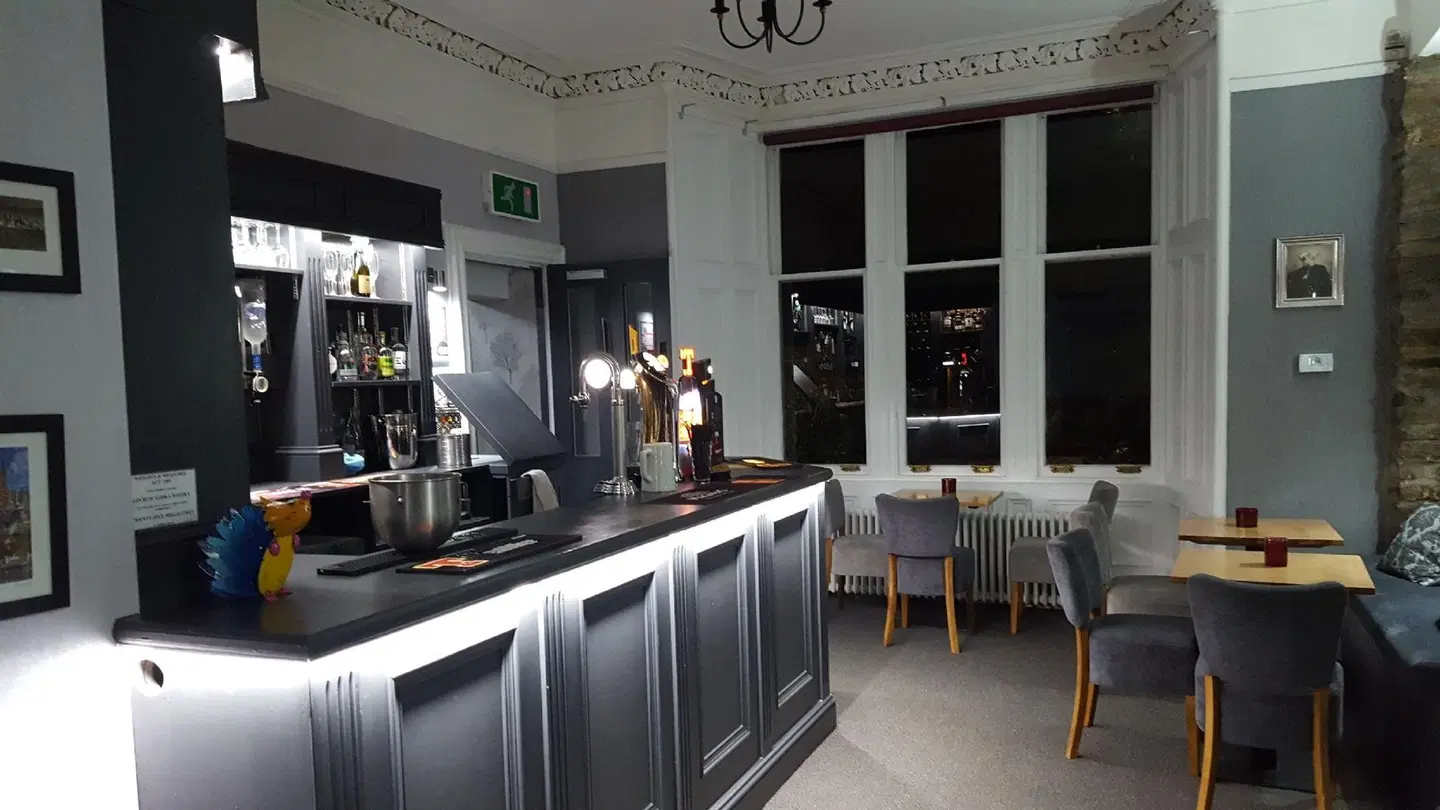 McInnes House Hotel Bar