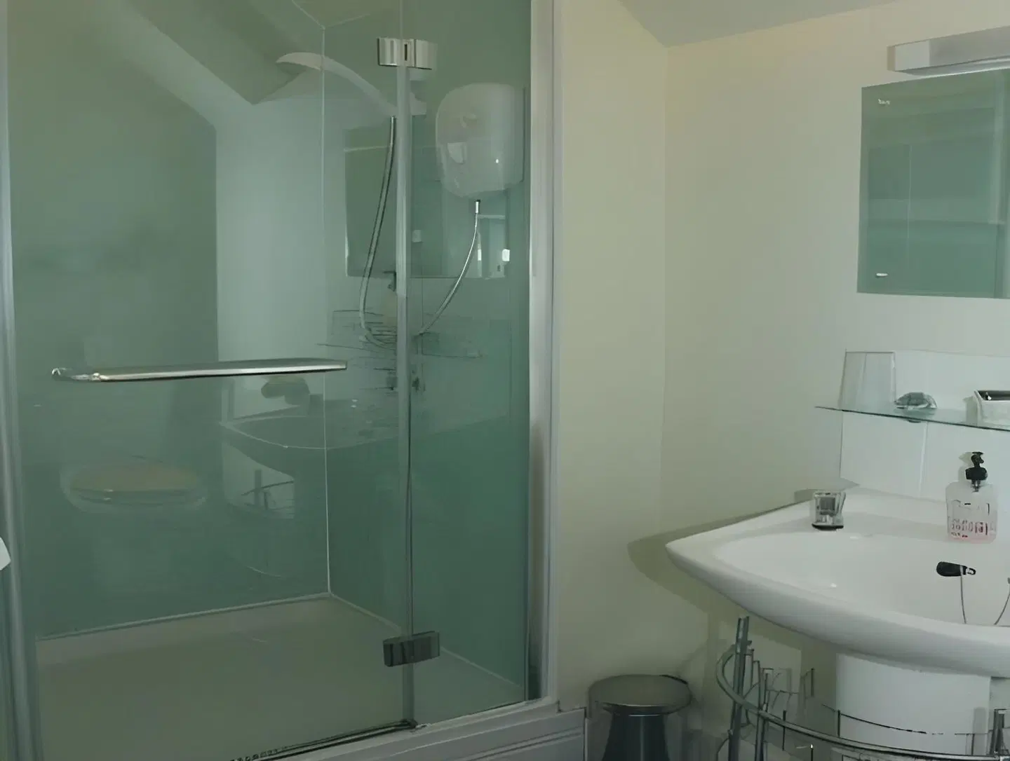 The Knowe Guest House Badezimmer