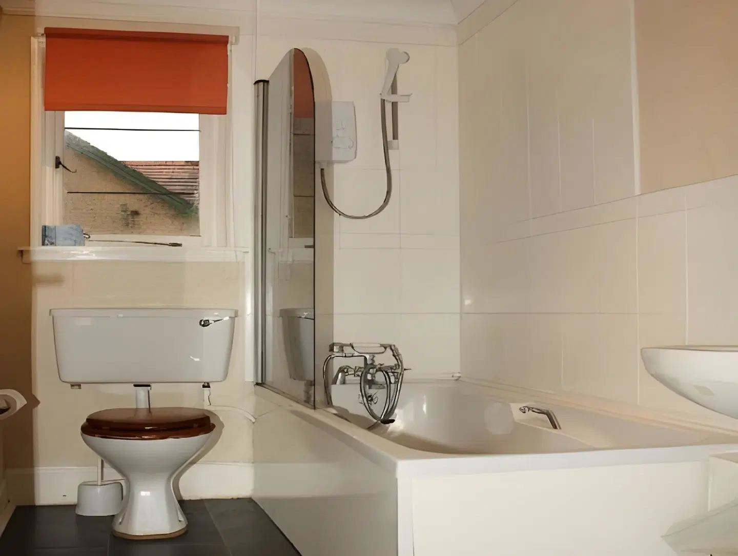 The Knowe Guest House Badezimmer
