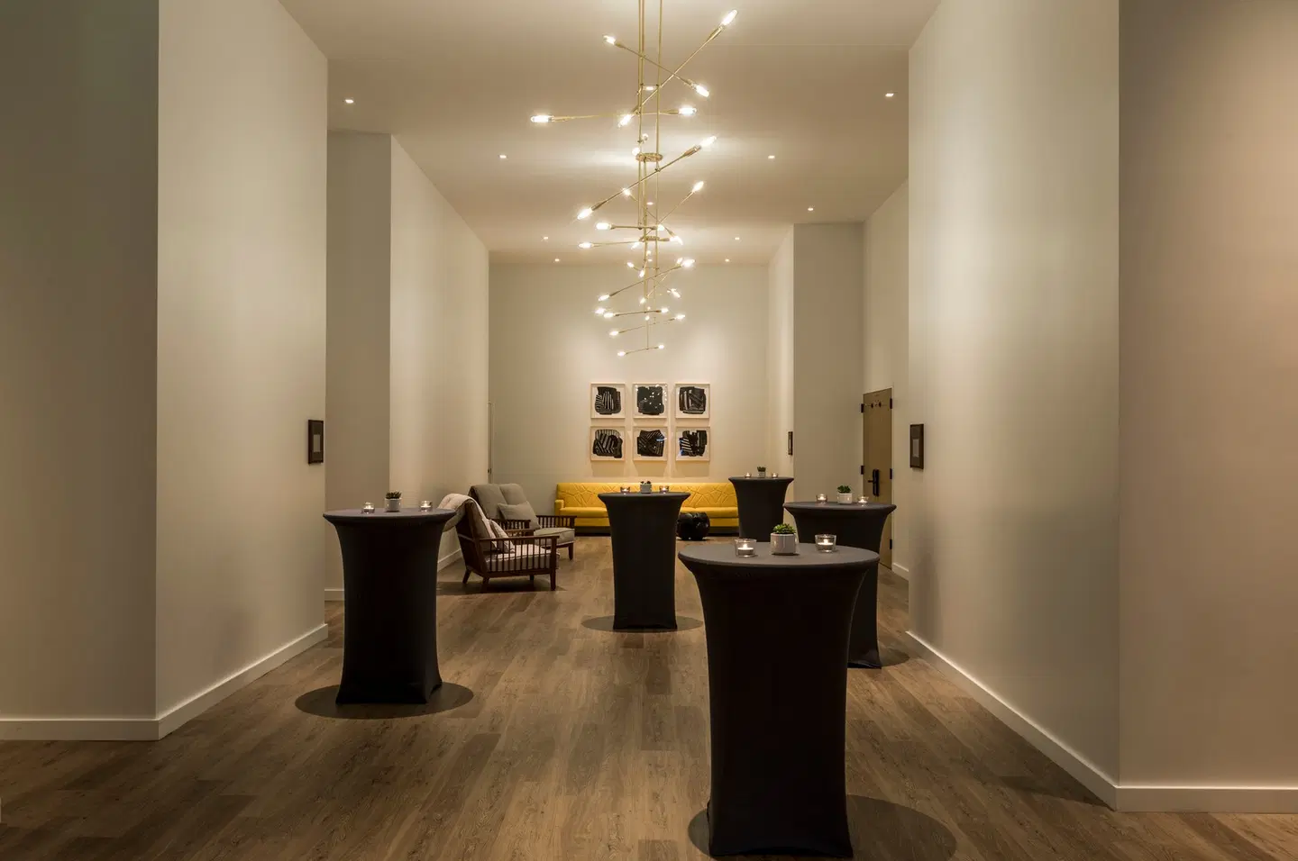 Kimpton Everly Hotel by IHG LOUNGE_LOBBY