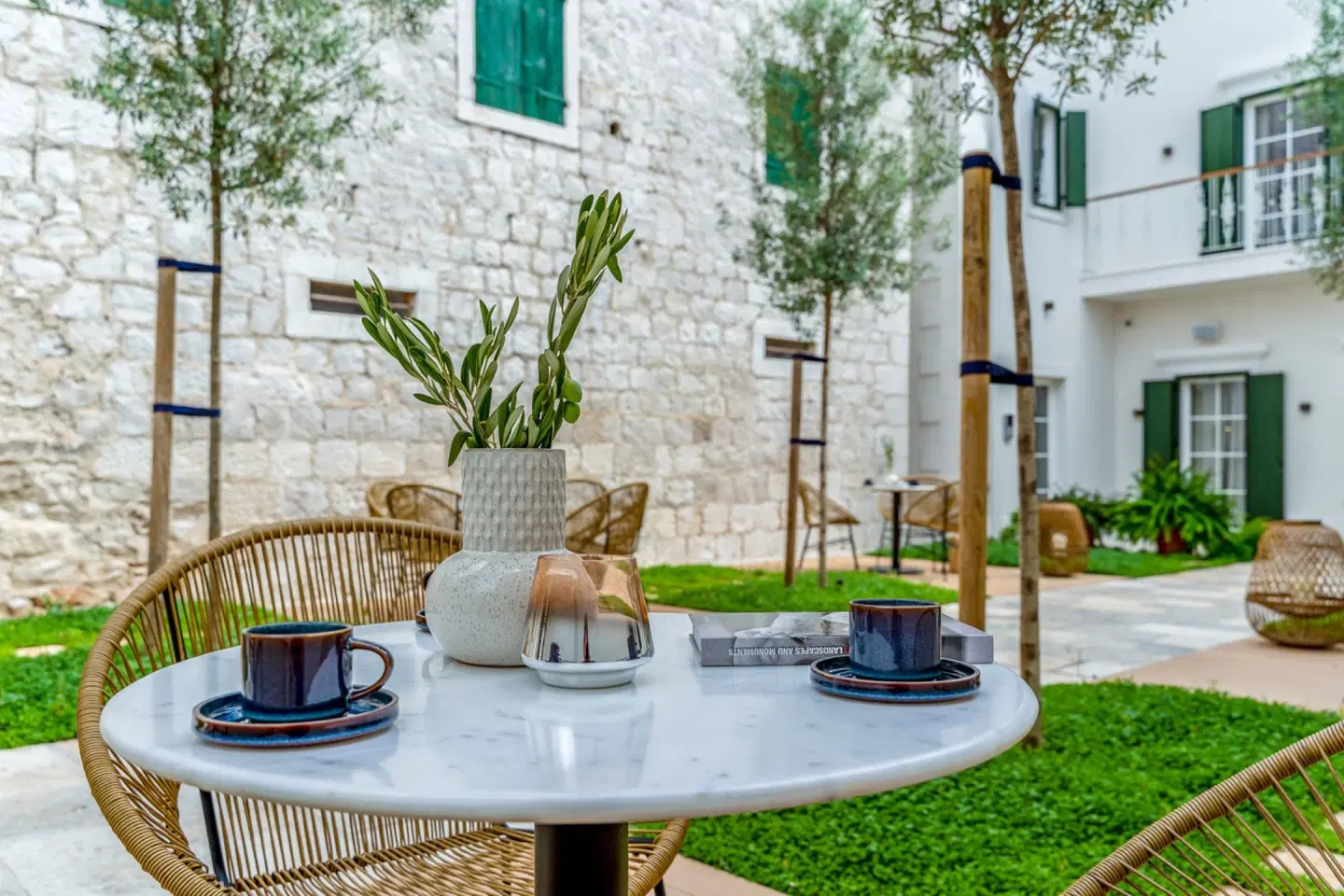 Hotel Brattia Terrasse