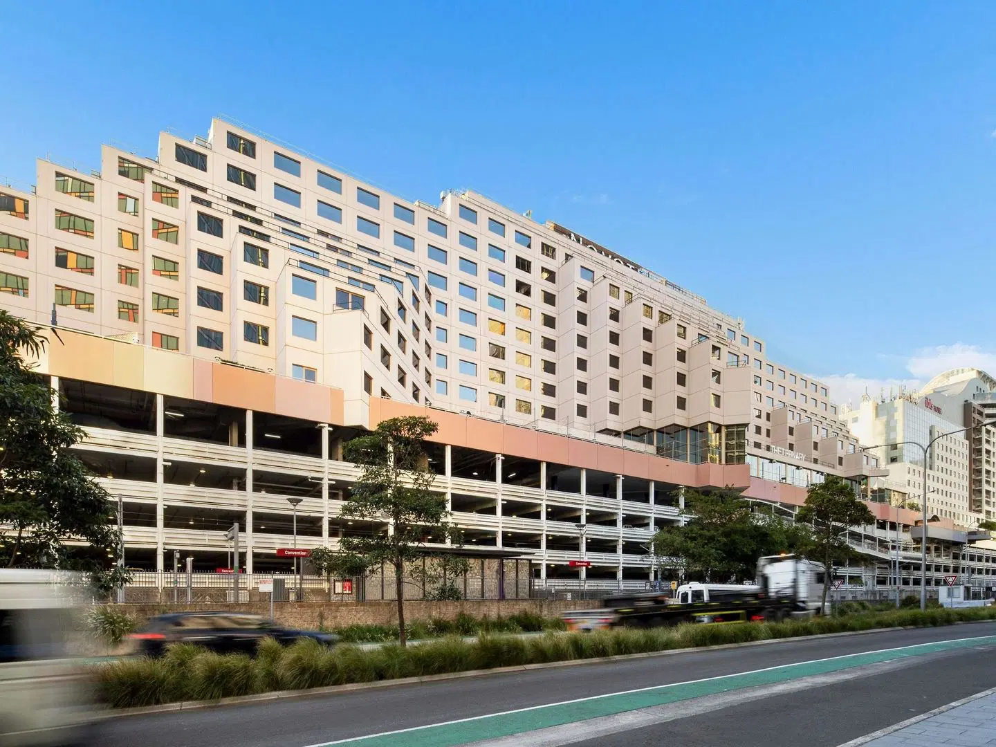 Novotel Sydney on Darling Harbour Hotel EXTERIOR