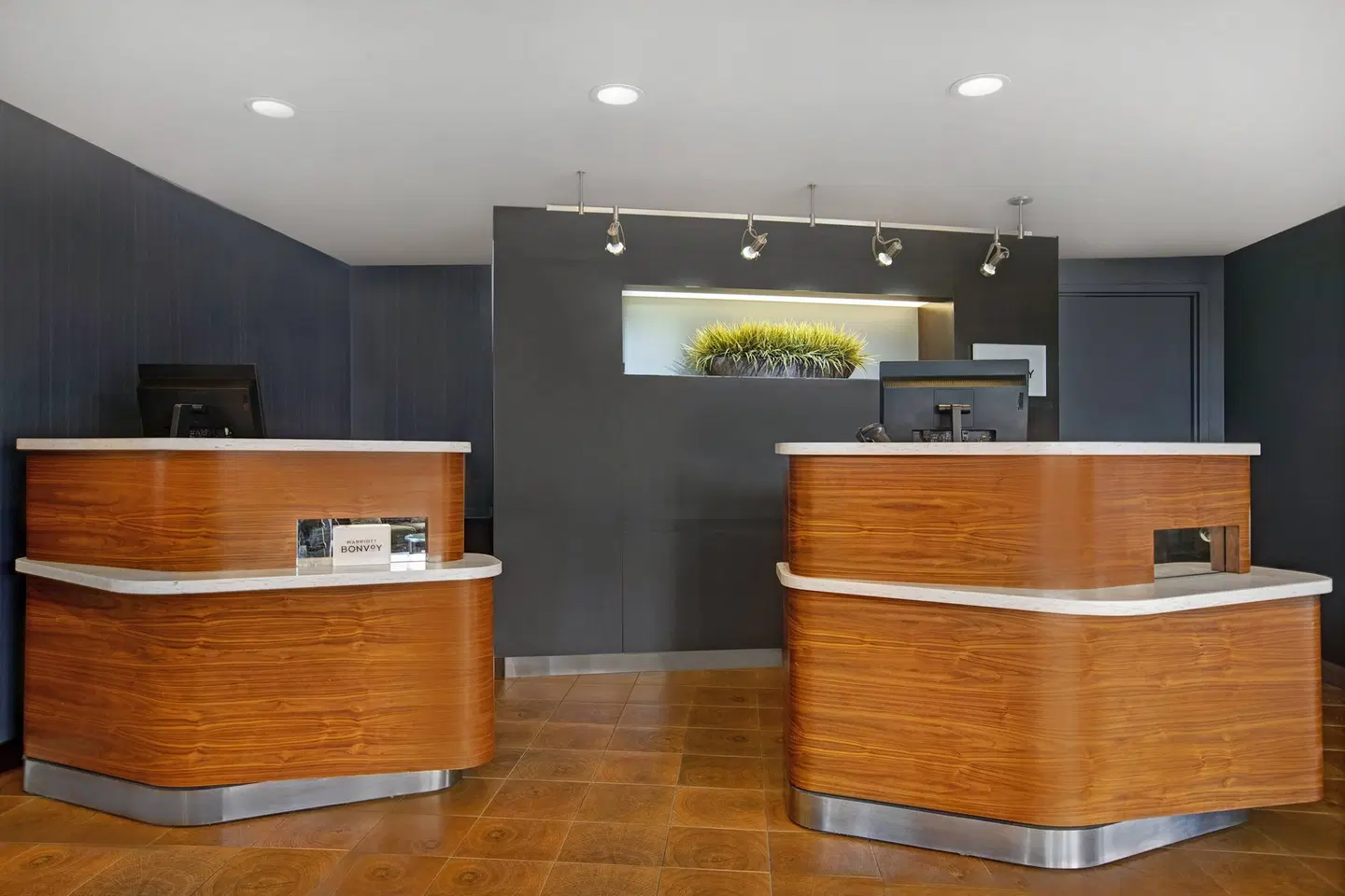 Courtyard by Marriott Chicago Elmhurst/Oakbrook Area LOUNGE_LOBBY