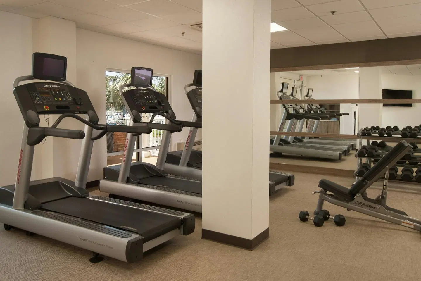 Courtyard by Marriott Charleston Waterfront SPORTS_AND_LEISURE