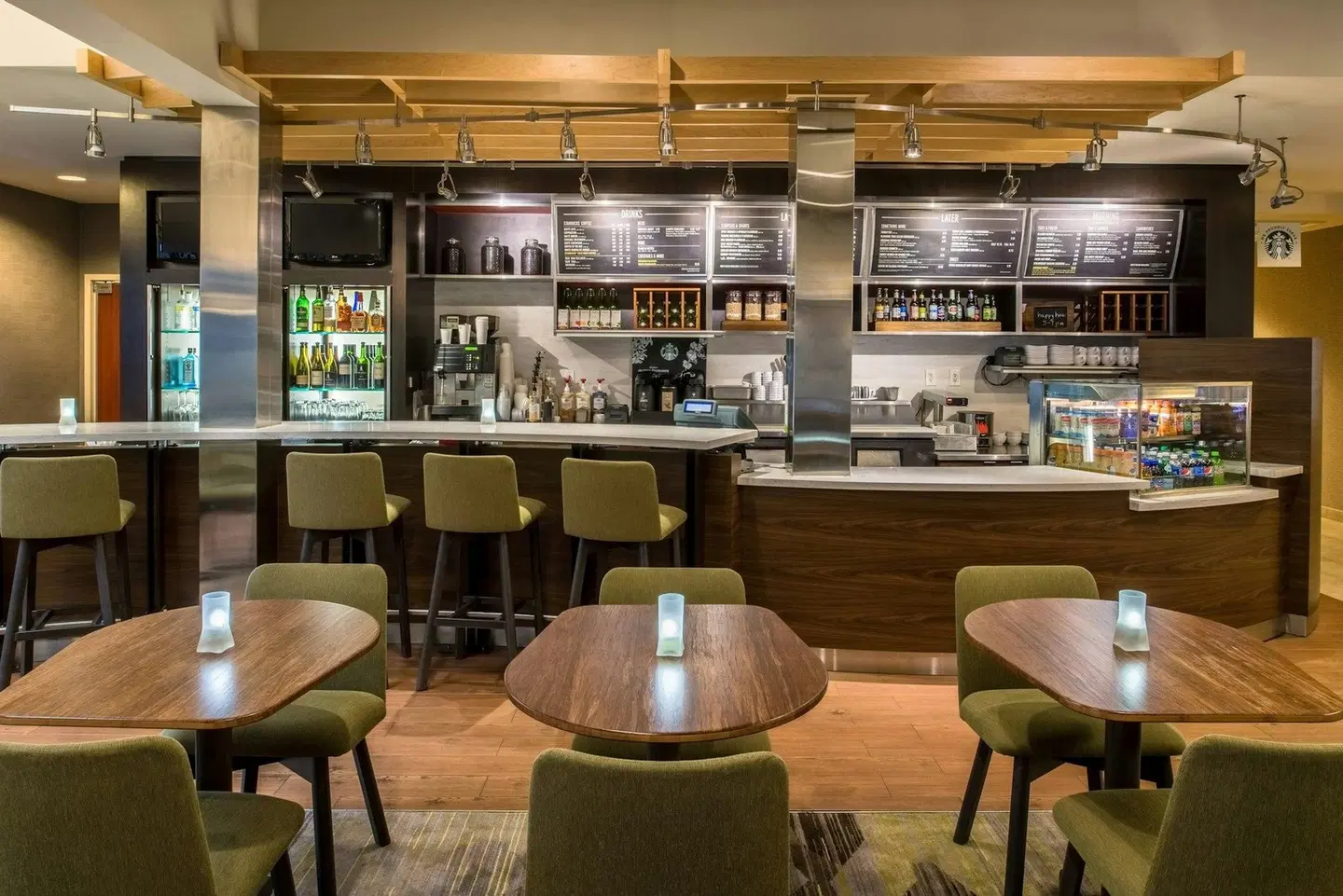 Courtyard by Marriott Spokane Downtown at the Convention Center Bar