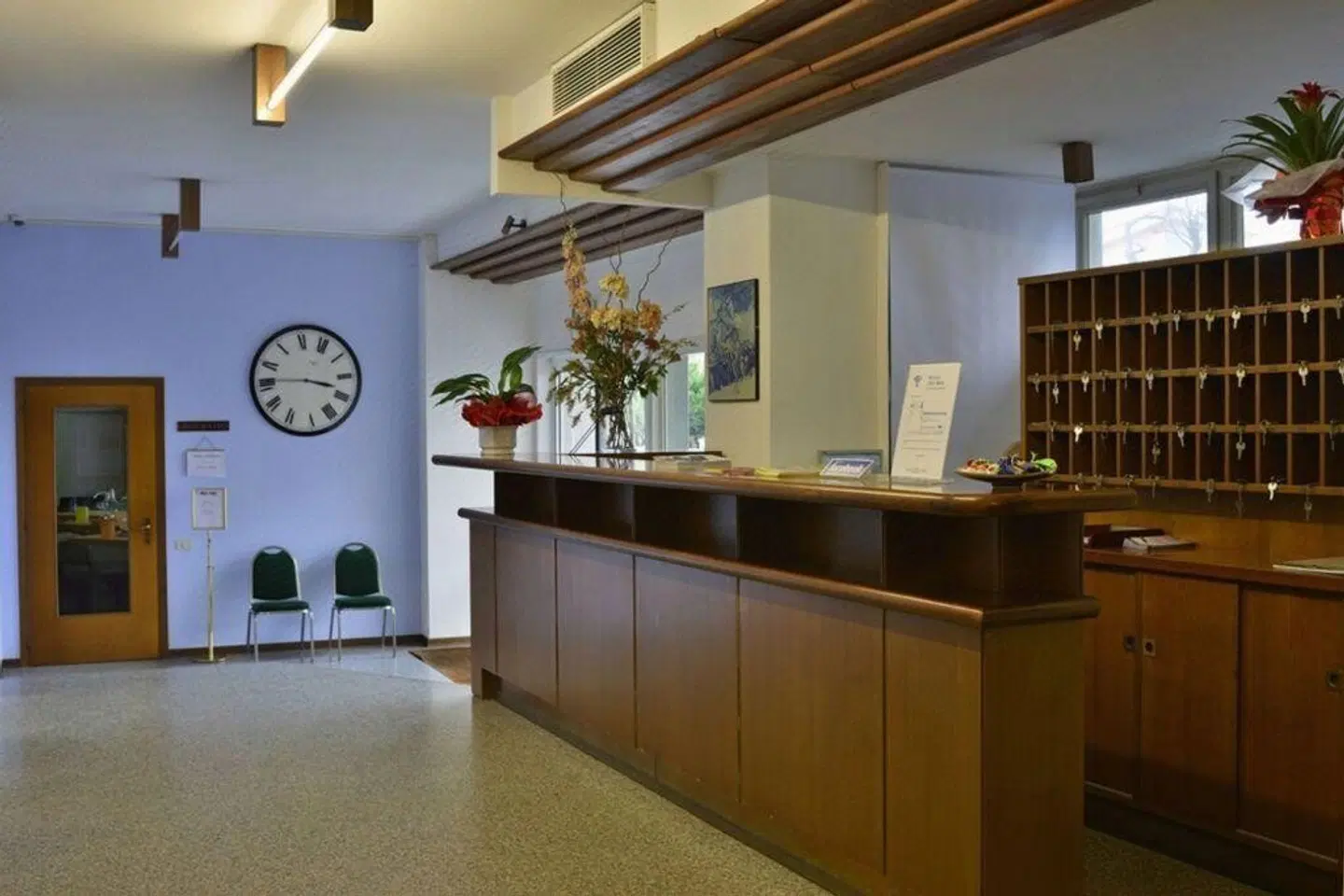 Mistral LOUNGE_LOBBY