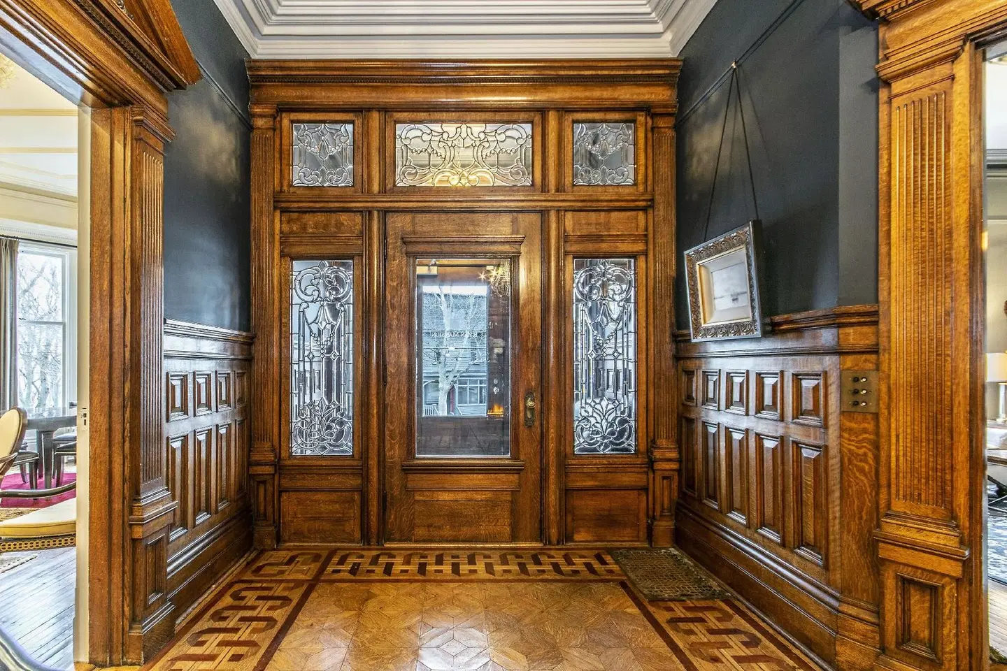 Ryan Mansion LOUNGE_LOBBY