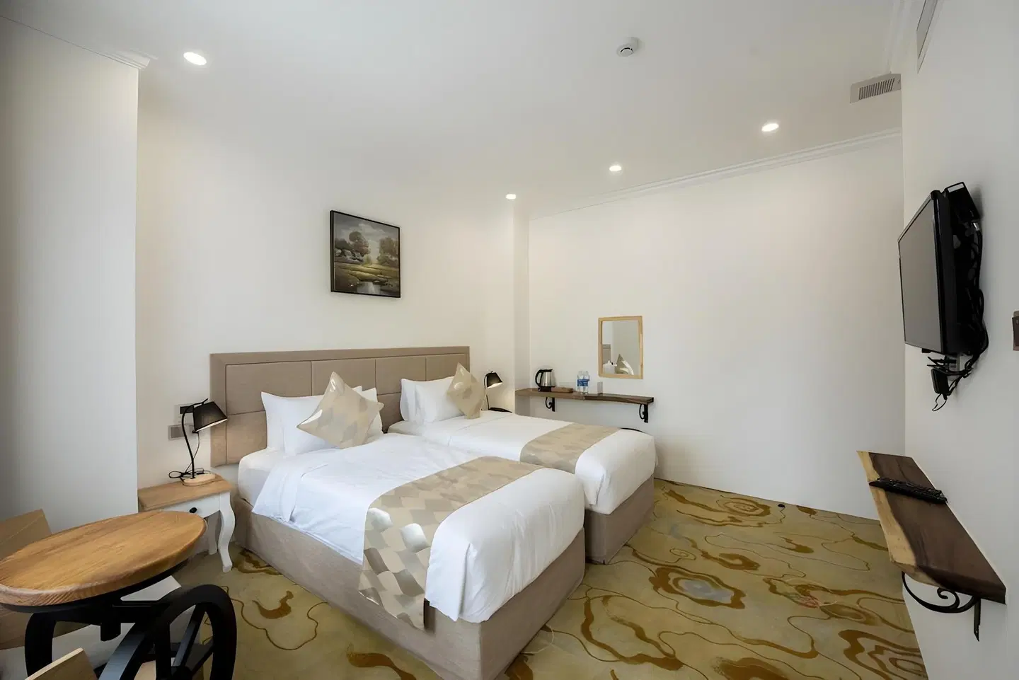 Nesta Hotel Saigon ROOM_EXAMPLE