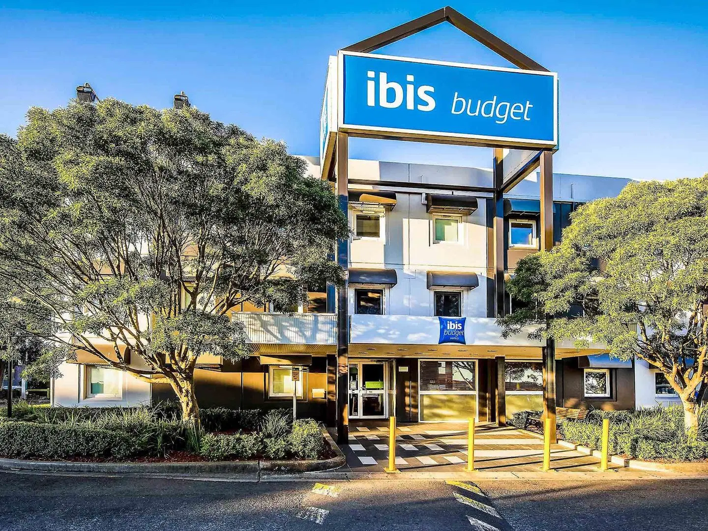 ibis budget St Peters EXTERIOR