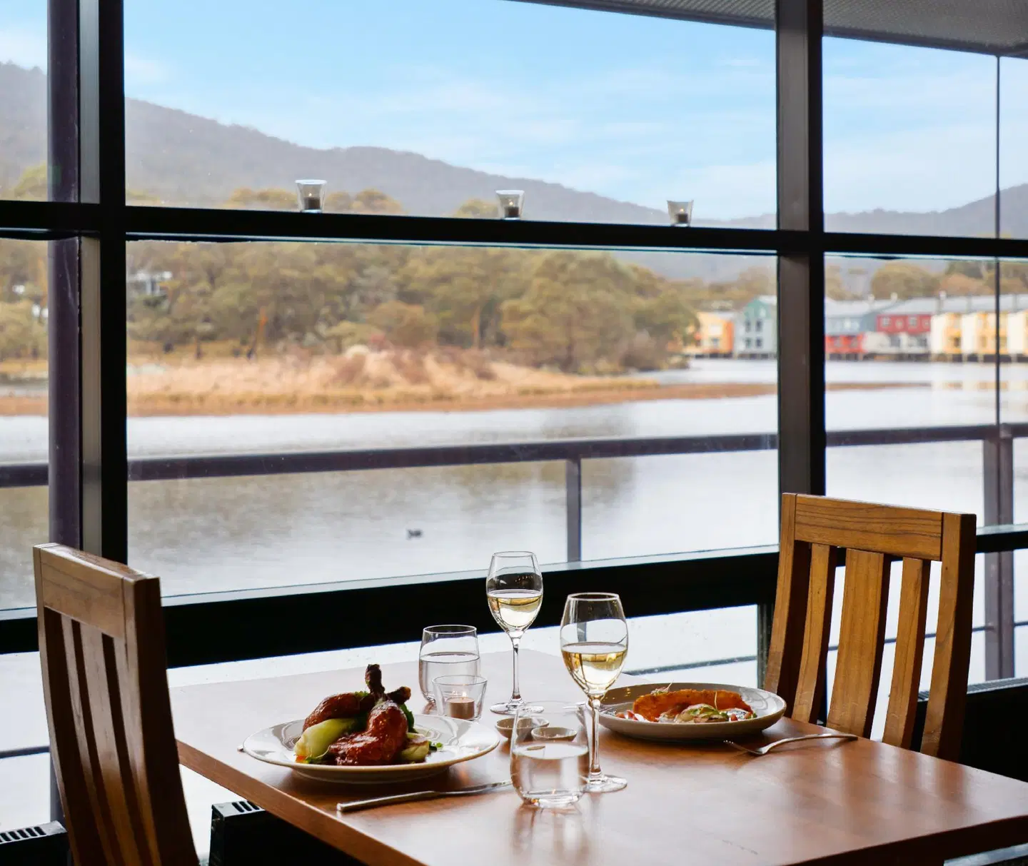 Novotel Lake Crackenback Resort and Spa Restaurant