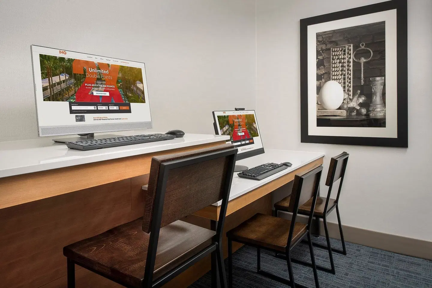 Holiday Inn Express & Suites Puyallup (Tacoma Area) by IHG ROOM_EXAMPLE