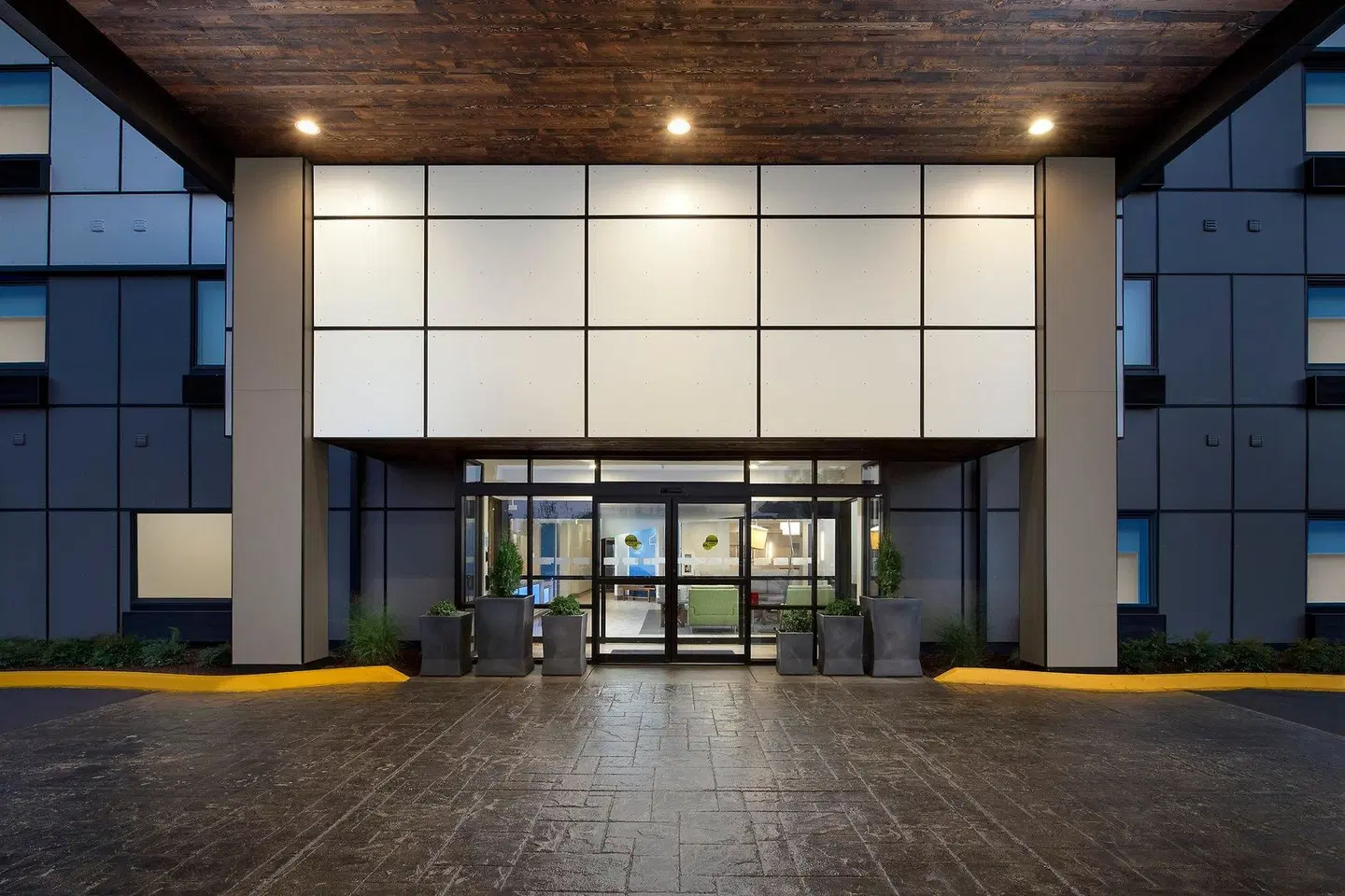 Holiday Inn Express & Suites Puyallup (Tacoma Area) by IHG LOUNGE_LOBBY
