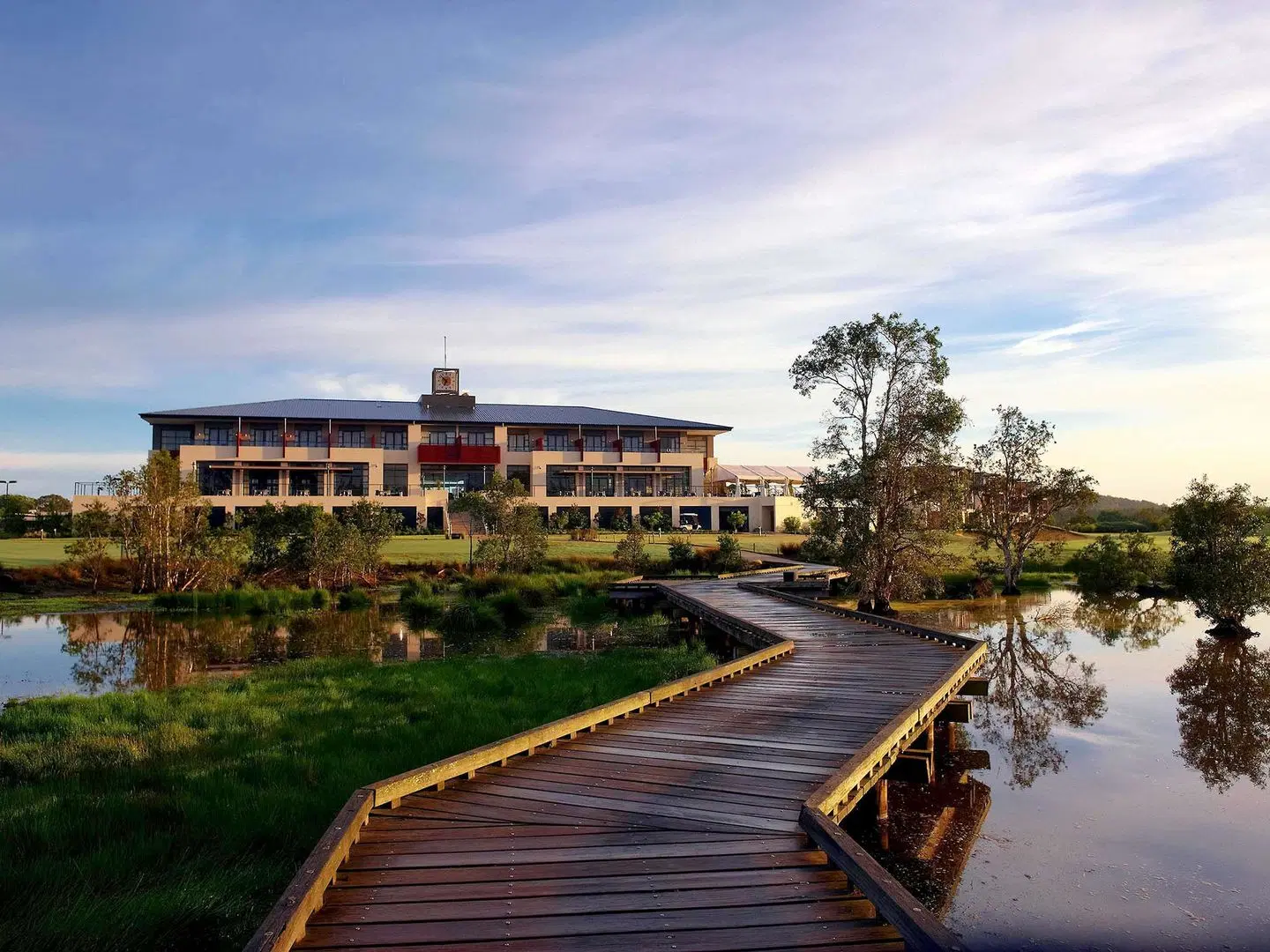 Mercure Kooindah Waters Central Coast EXTERIOR