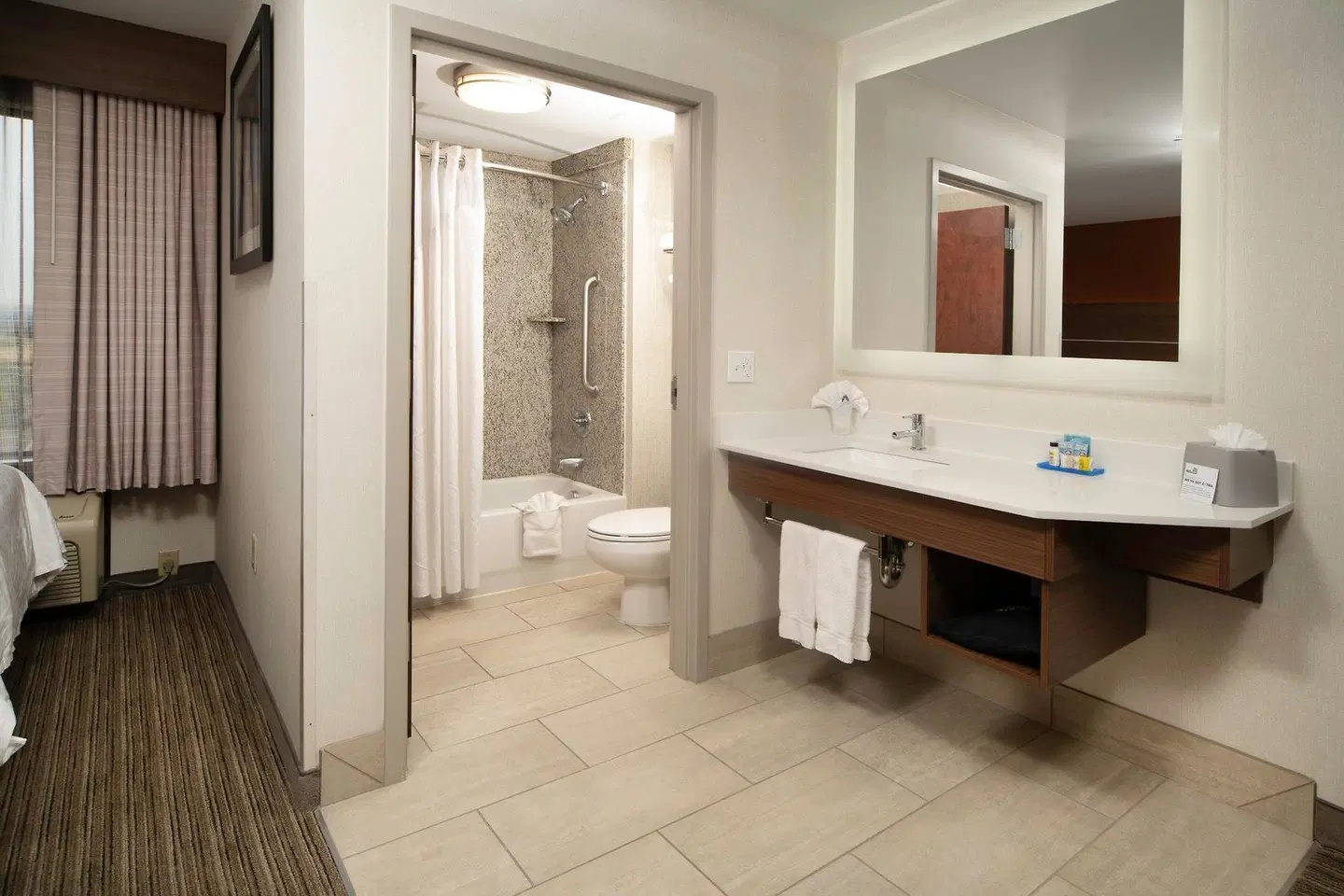Holiday Inn Express Pasco-TriCities Badezimmer