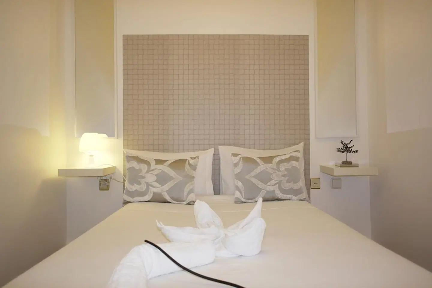 Pensao Central ROOM_EXAMPLE