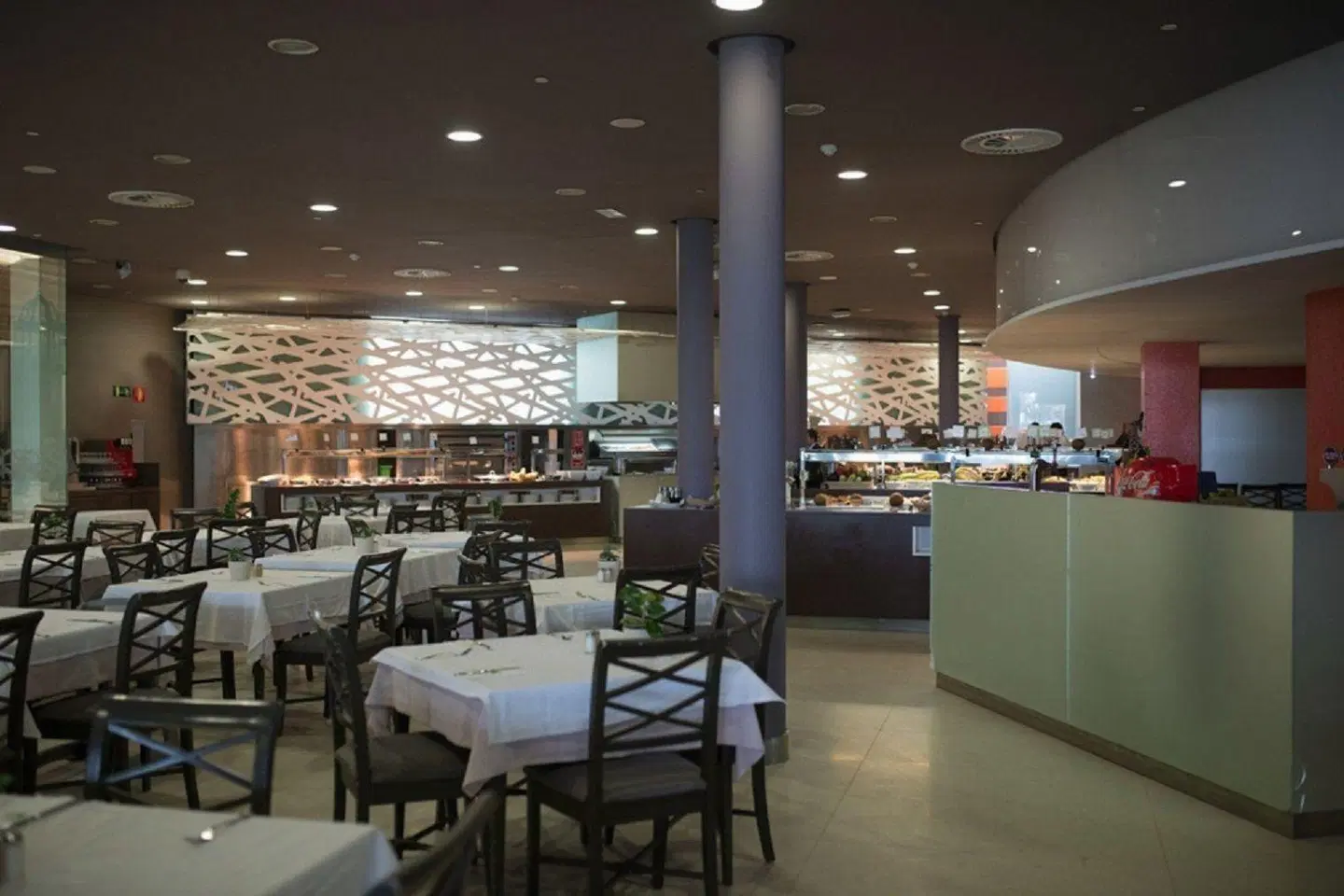 Sands Beach Resort RESTAURANT