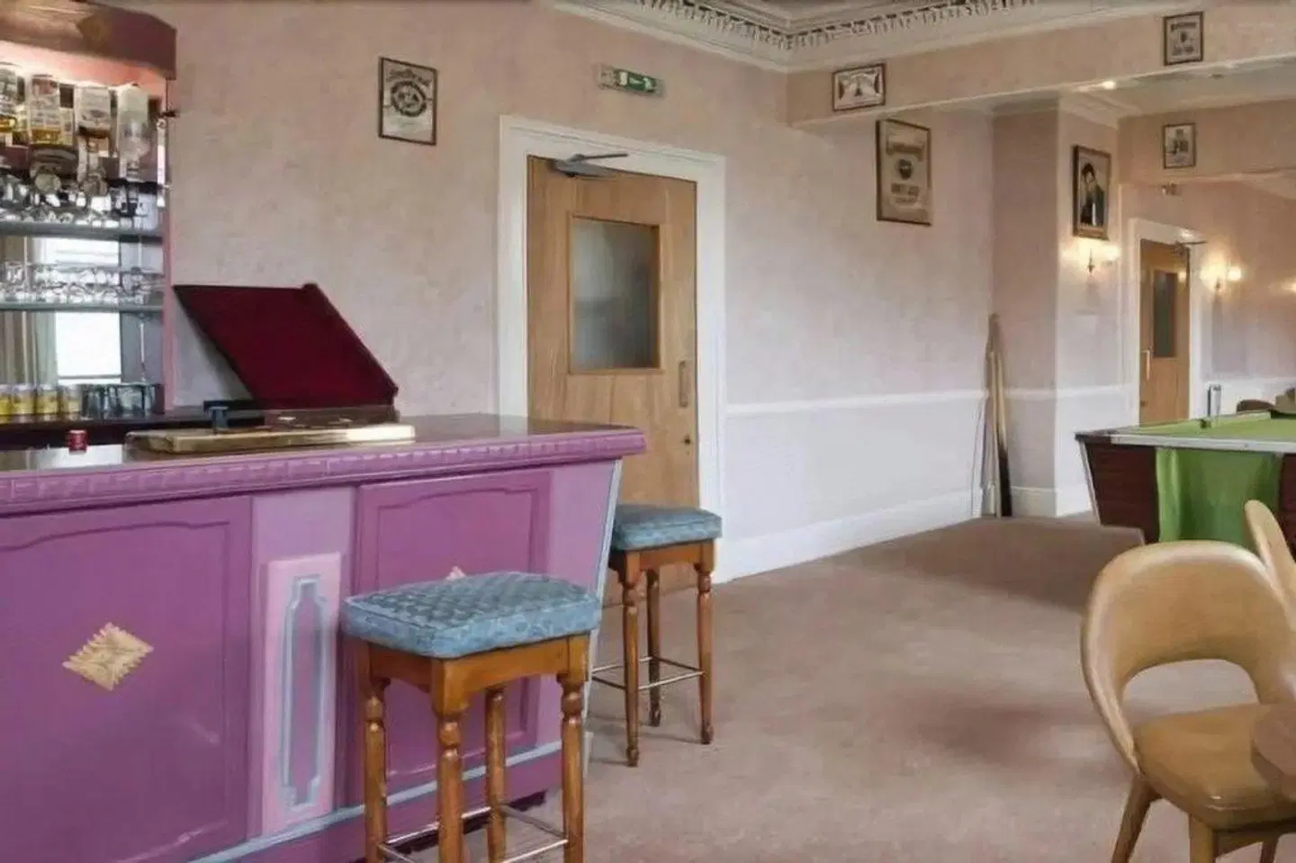 Waverley Hotel ROOM_EXAMPLE