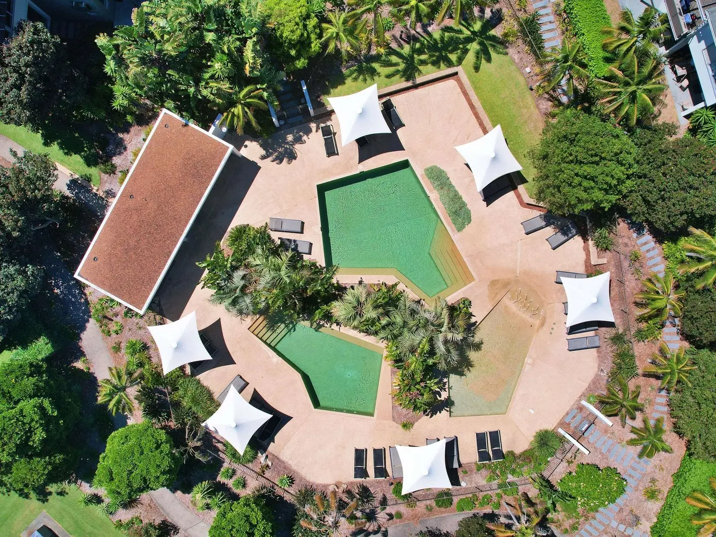 Pullman Magenta Shores Resort EXTERIOR