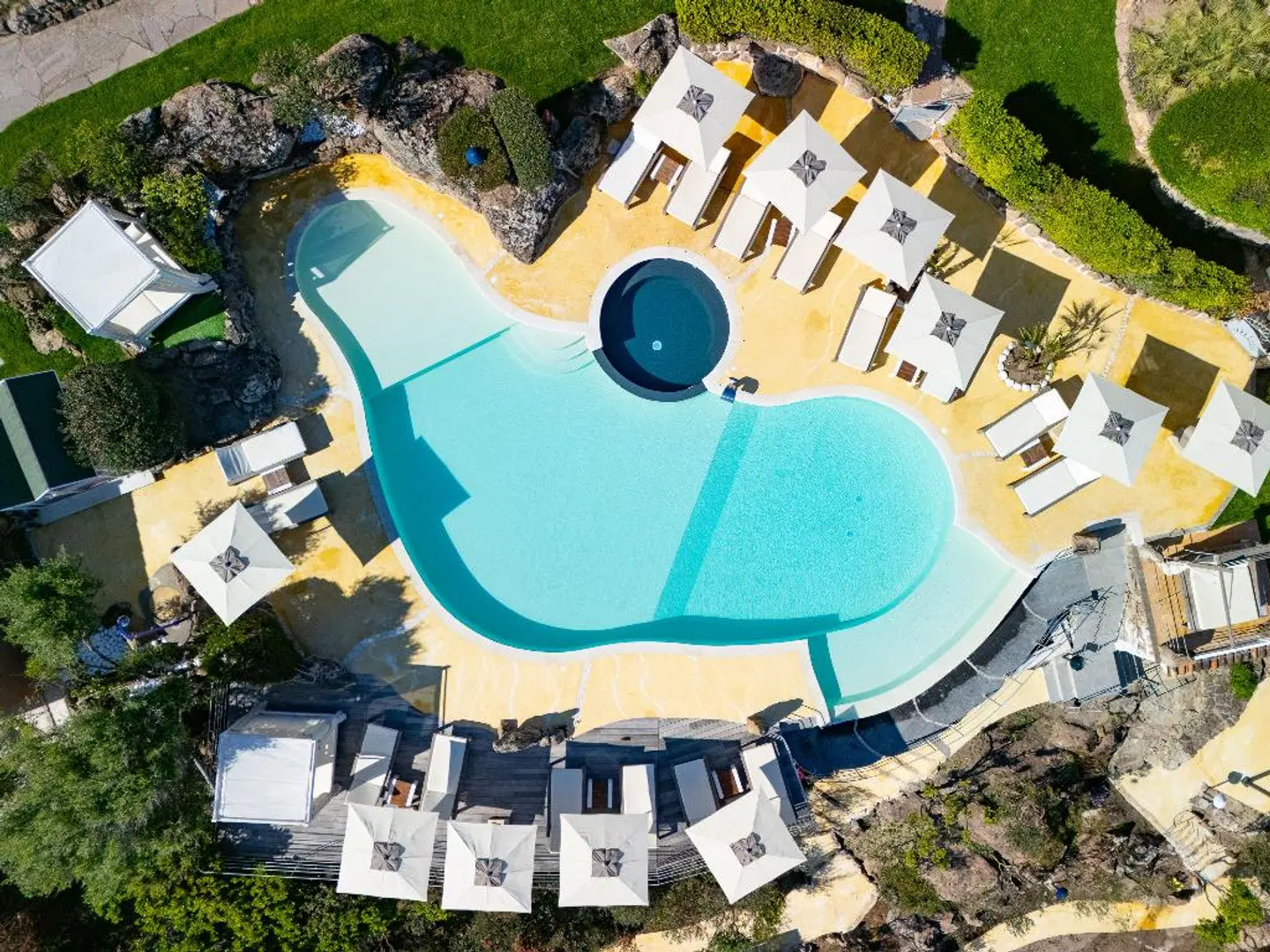 Bajaloglia Resort OUTDOOR_POOL