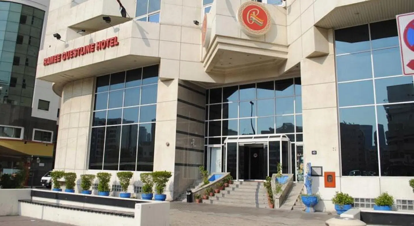 Ramee Guestline Hotel EXTERIOR