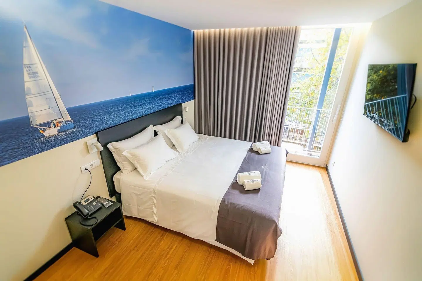 Flag Design Hotel ROOM_EXAMPLE