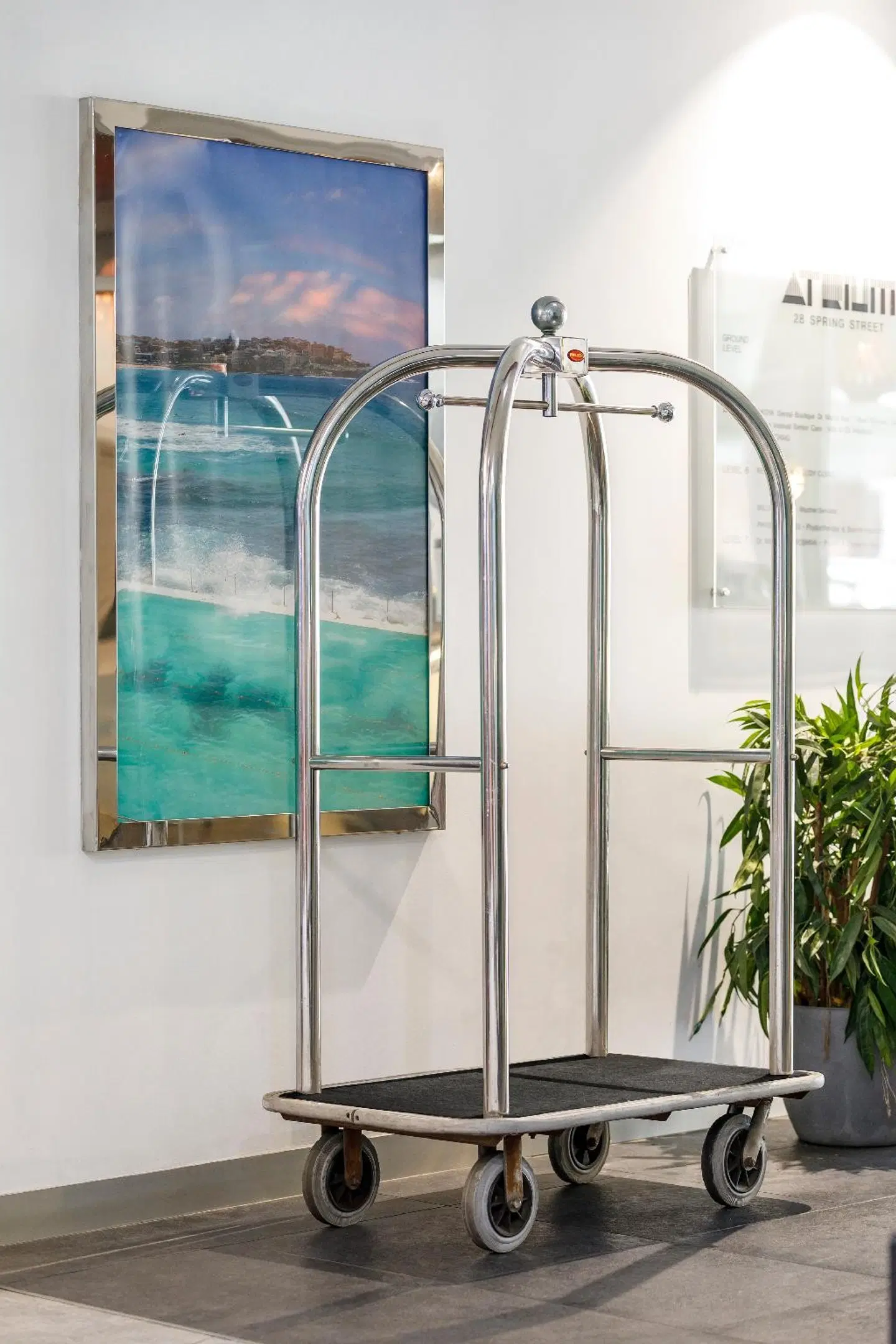 Holiday Inn & Suites Sydney Bondi Junction by IHG HEALTH_BEAUTY